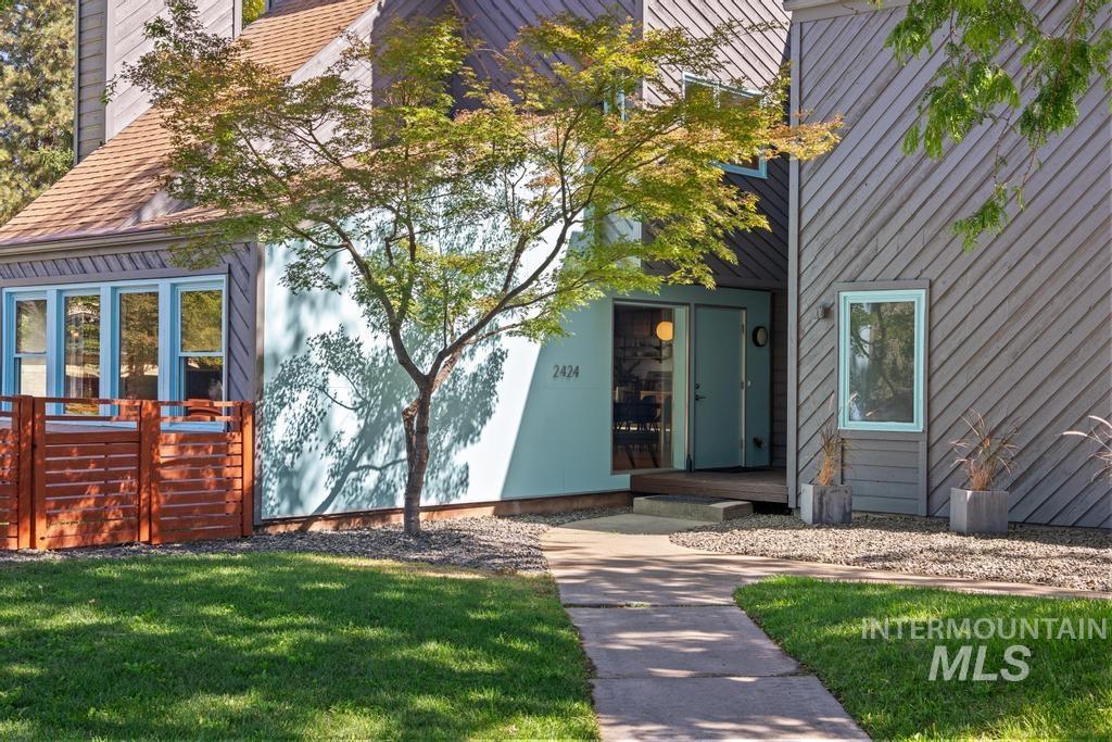 2424 S Odle Property Photo 1