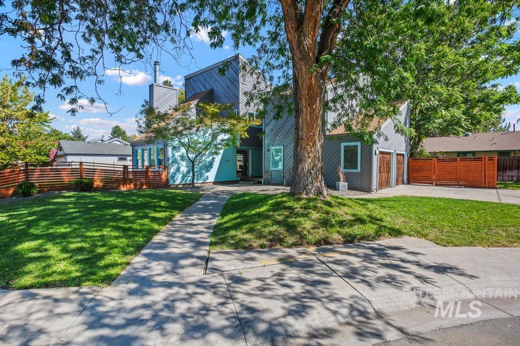 2424 S Odle Property Photo 5