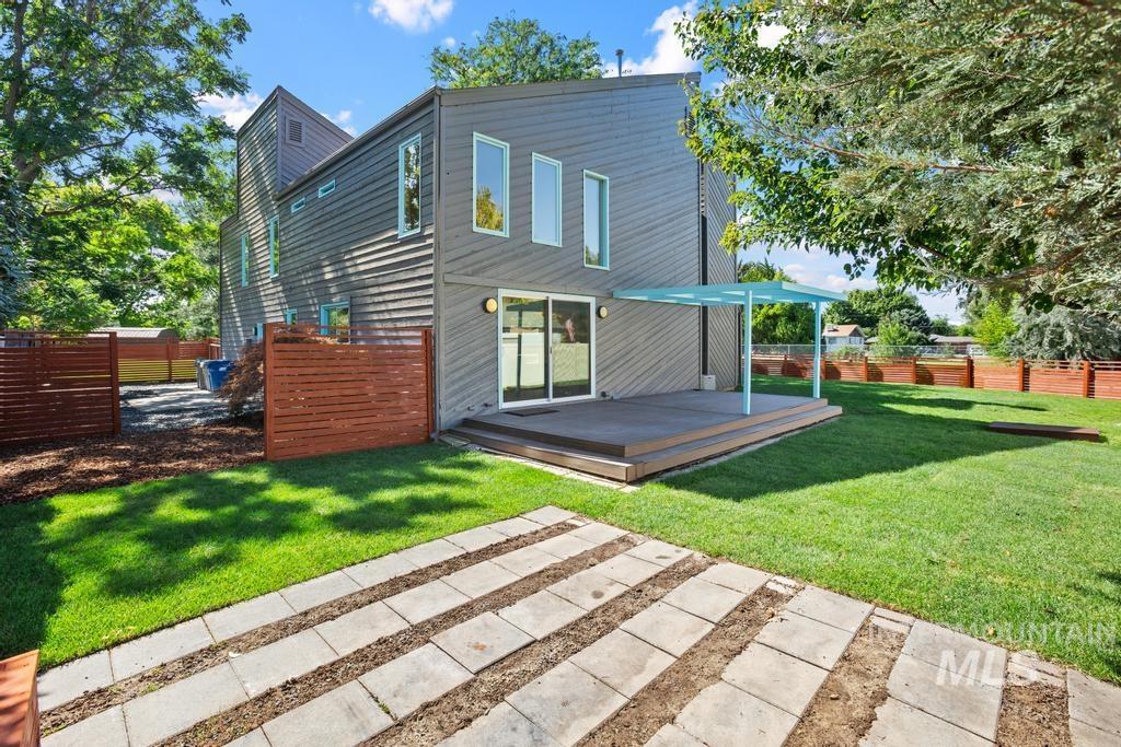 2424 S Odle Property Photo 45