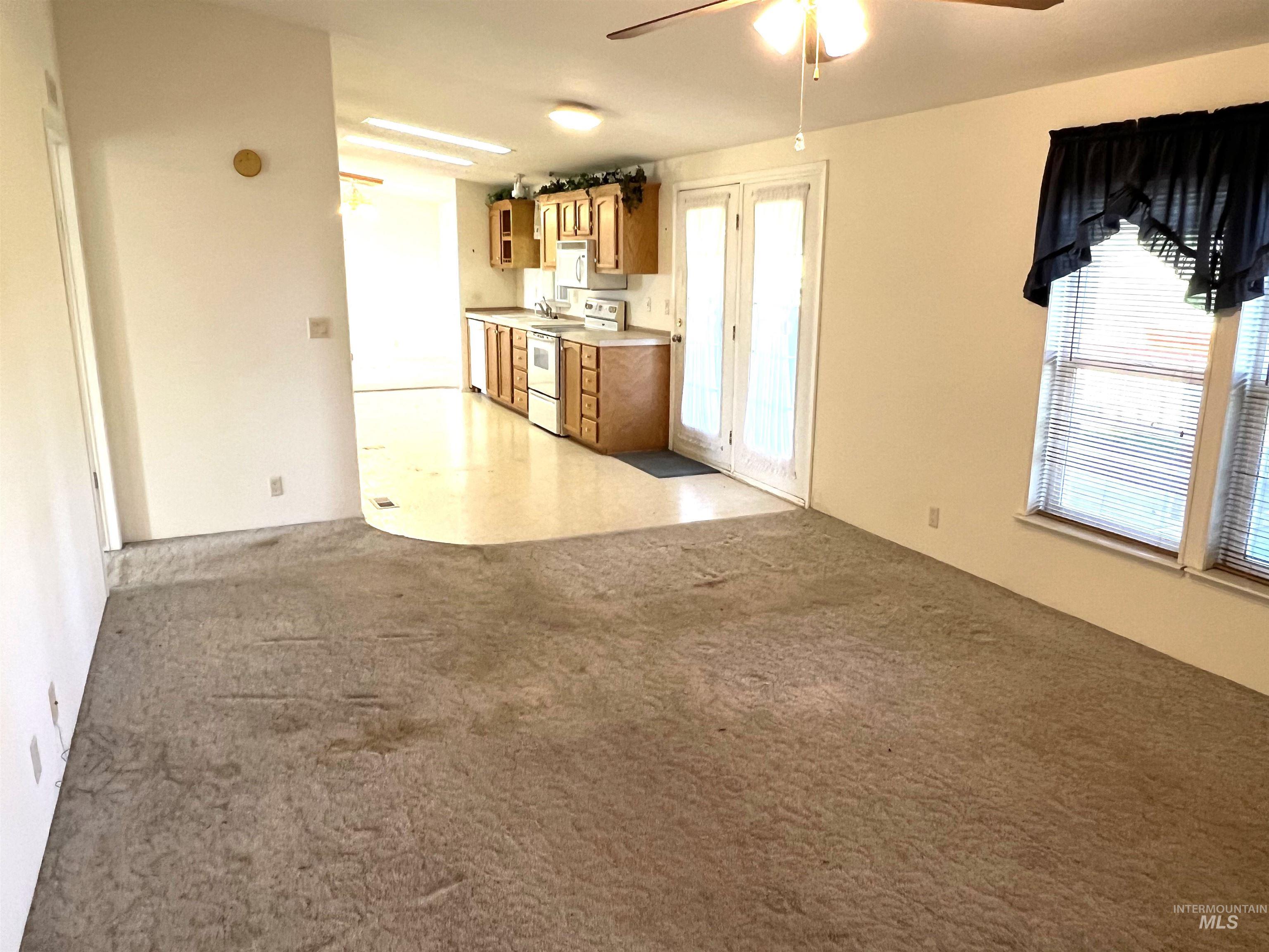 468 E 200 South Property Photo 23