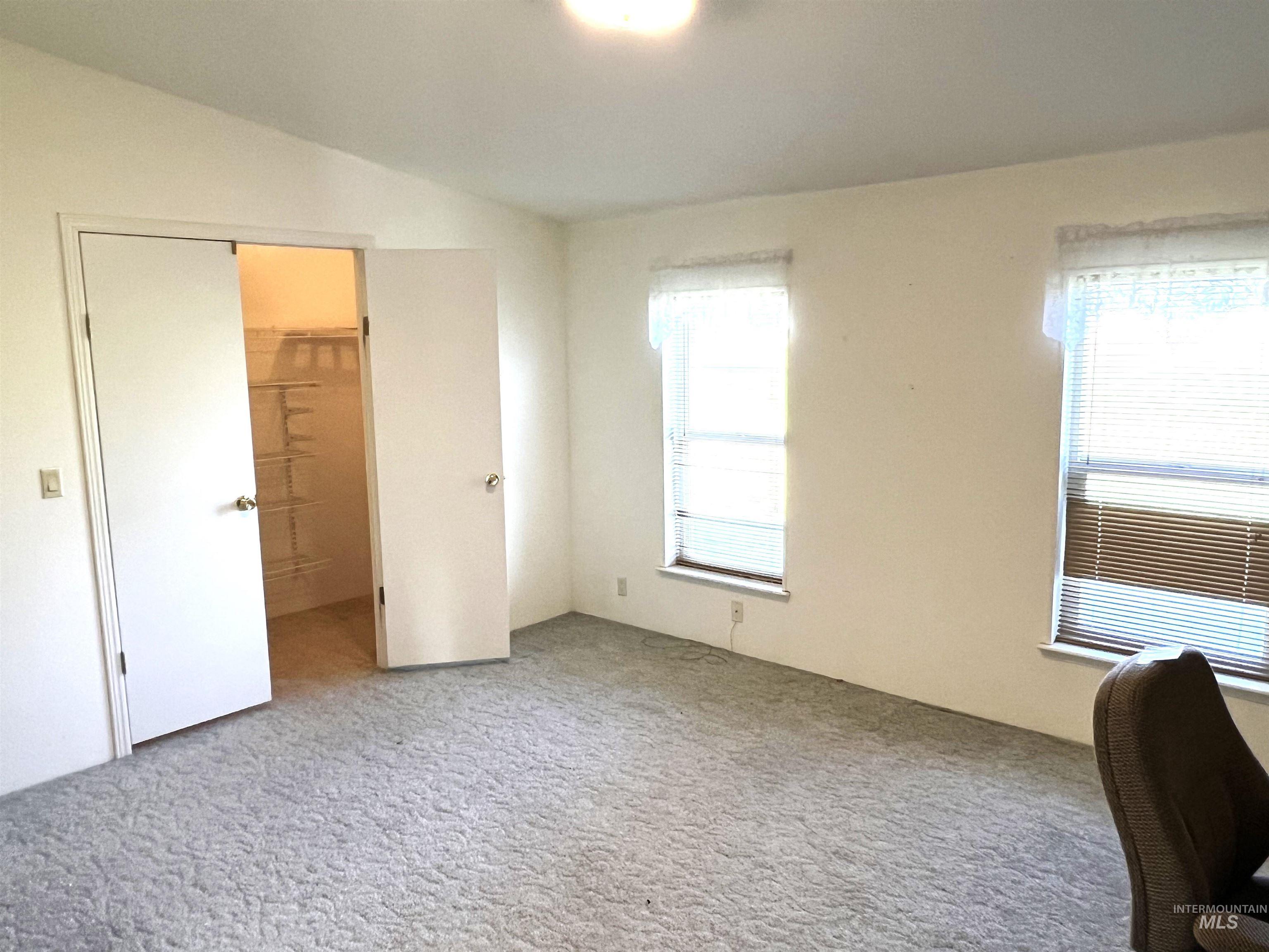468 E 200 South Property Photo 33