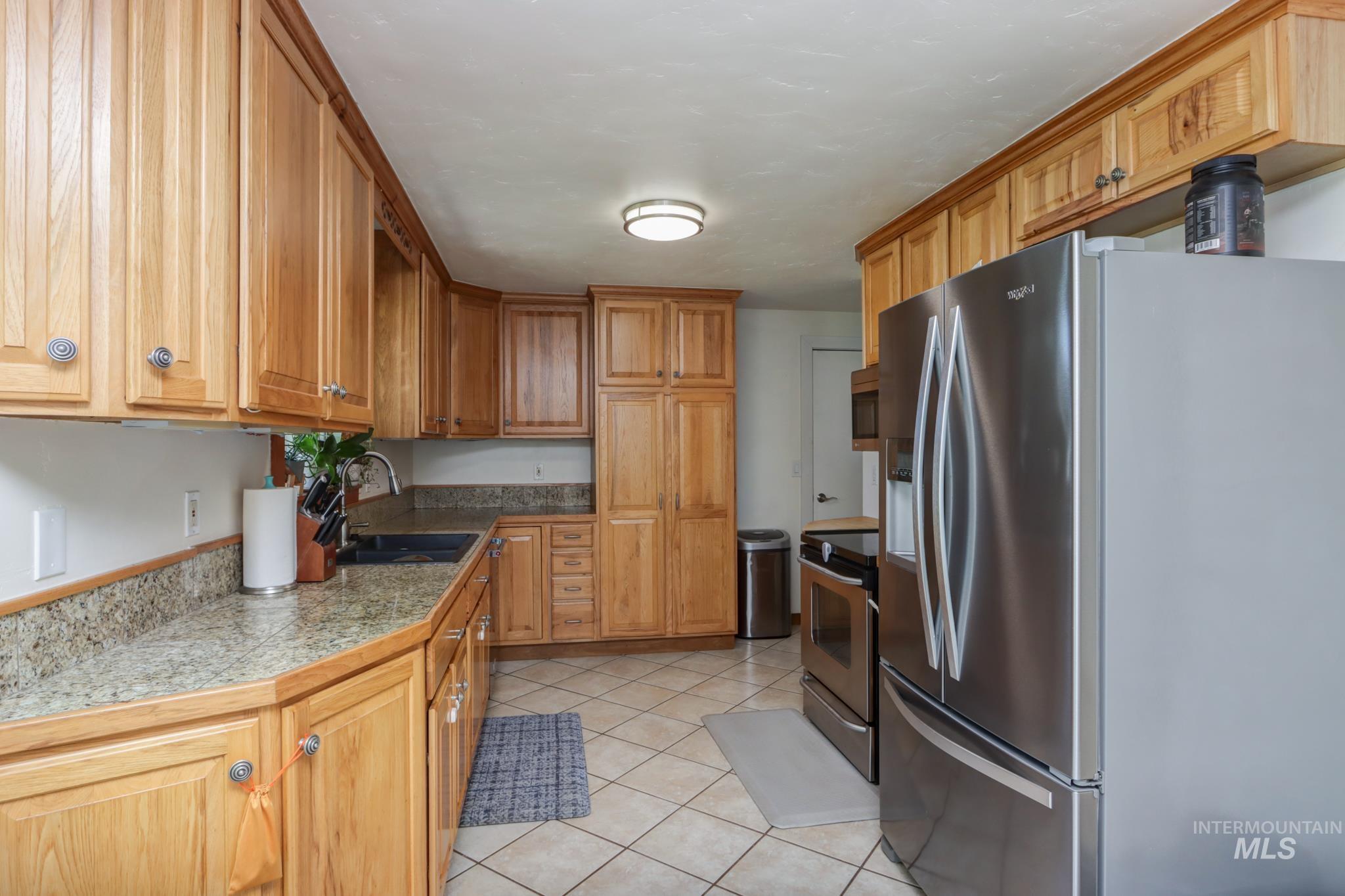 26519 Powers Road Property Photo 8