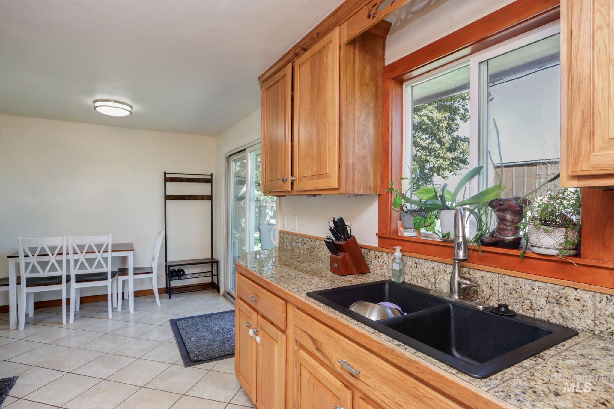 26519 Powers Road Property Photo 11