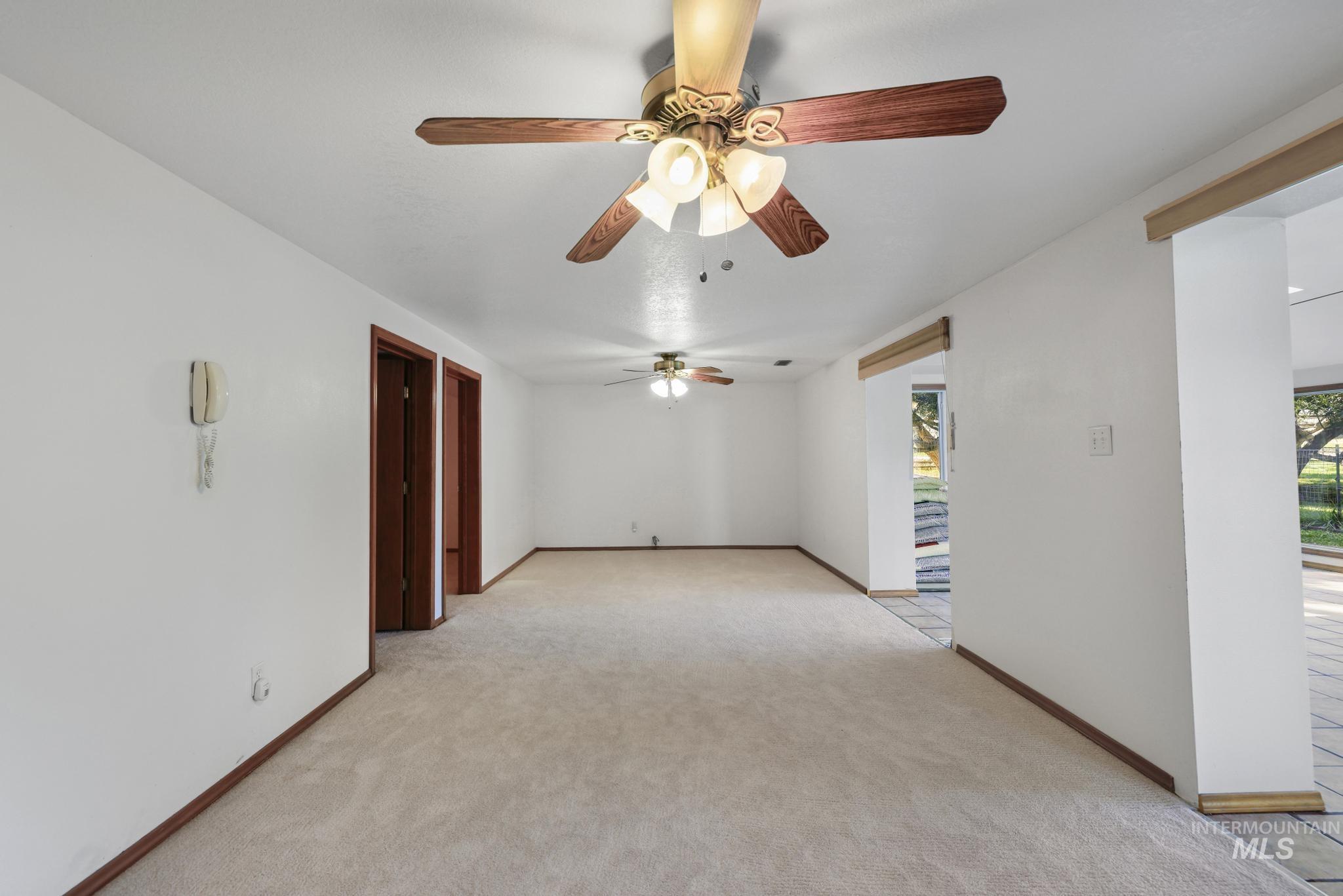 4796 River Rd Property Photo 23