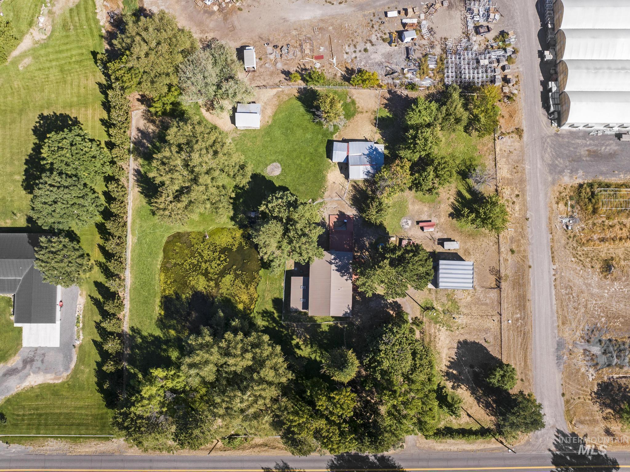 4796 River Rd Property Photo 39