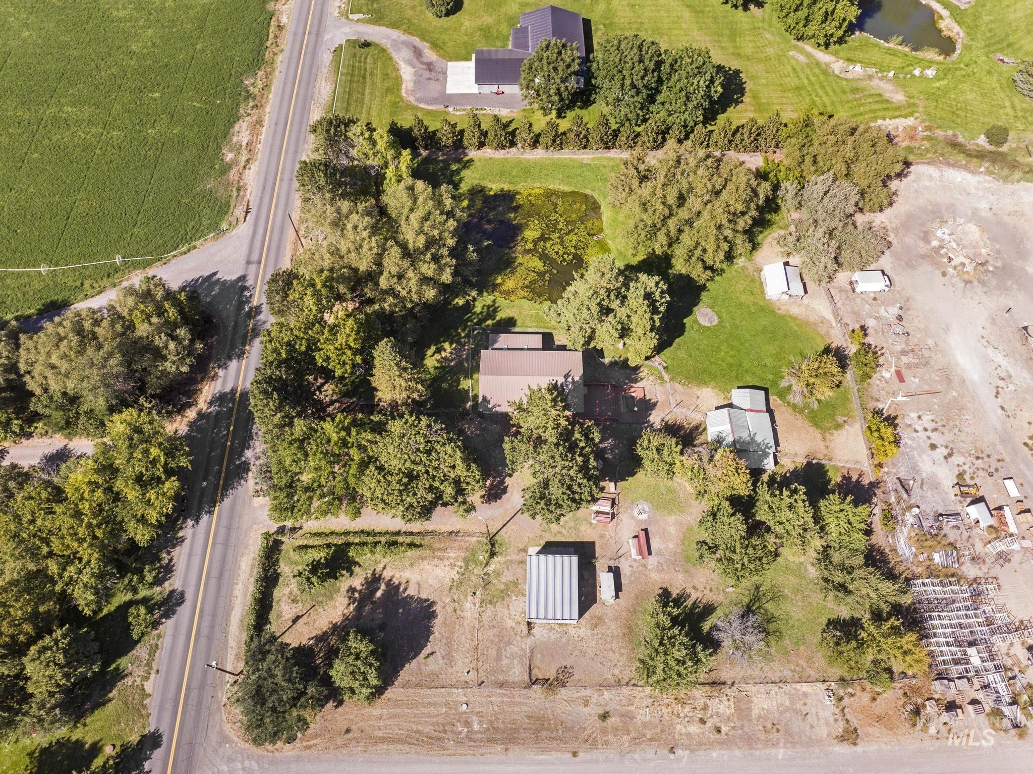 4796 River Rd Property Photo 41
