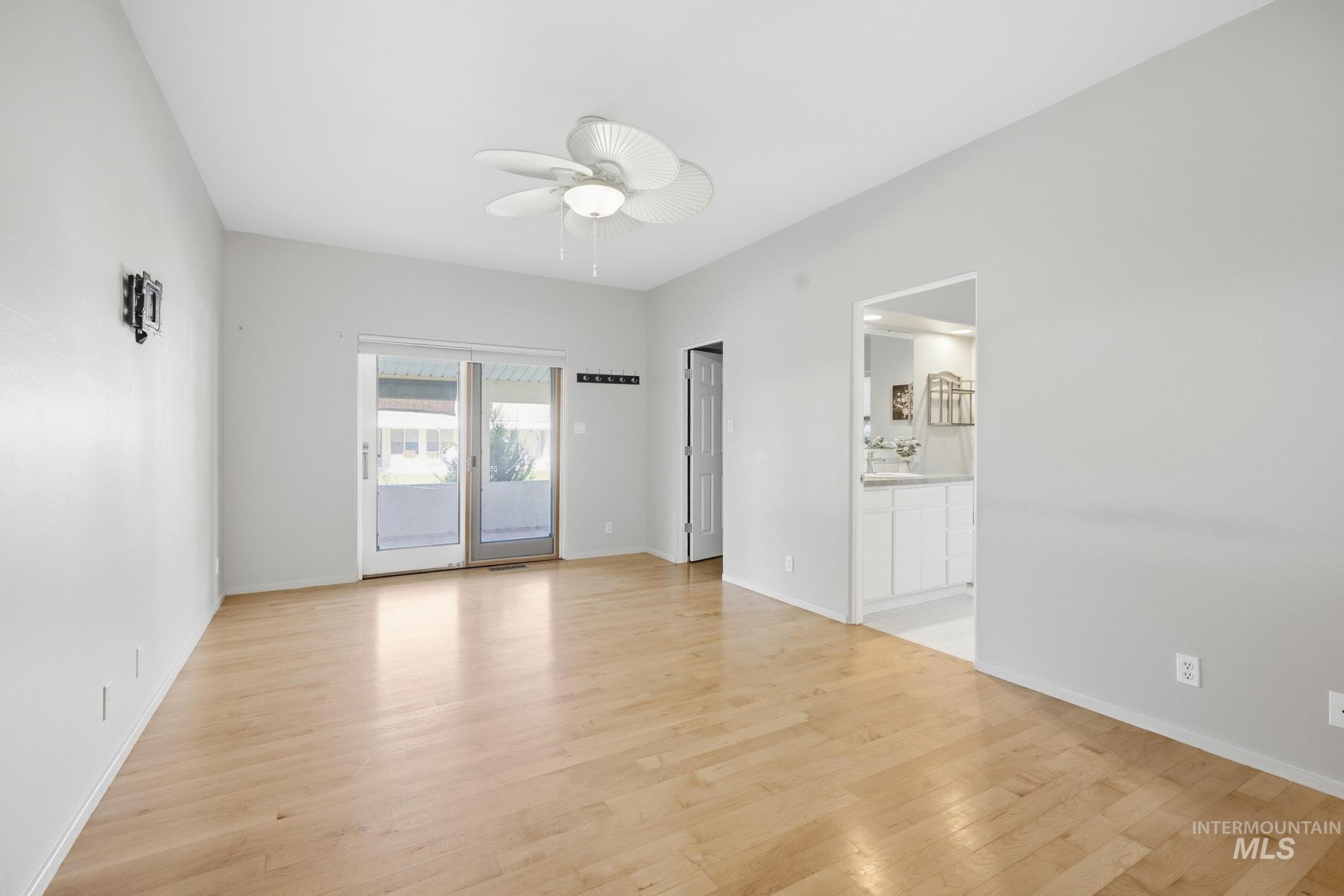 132 Los Lagos Property Photo 24