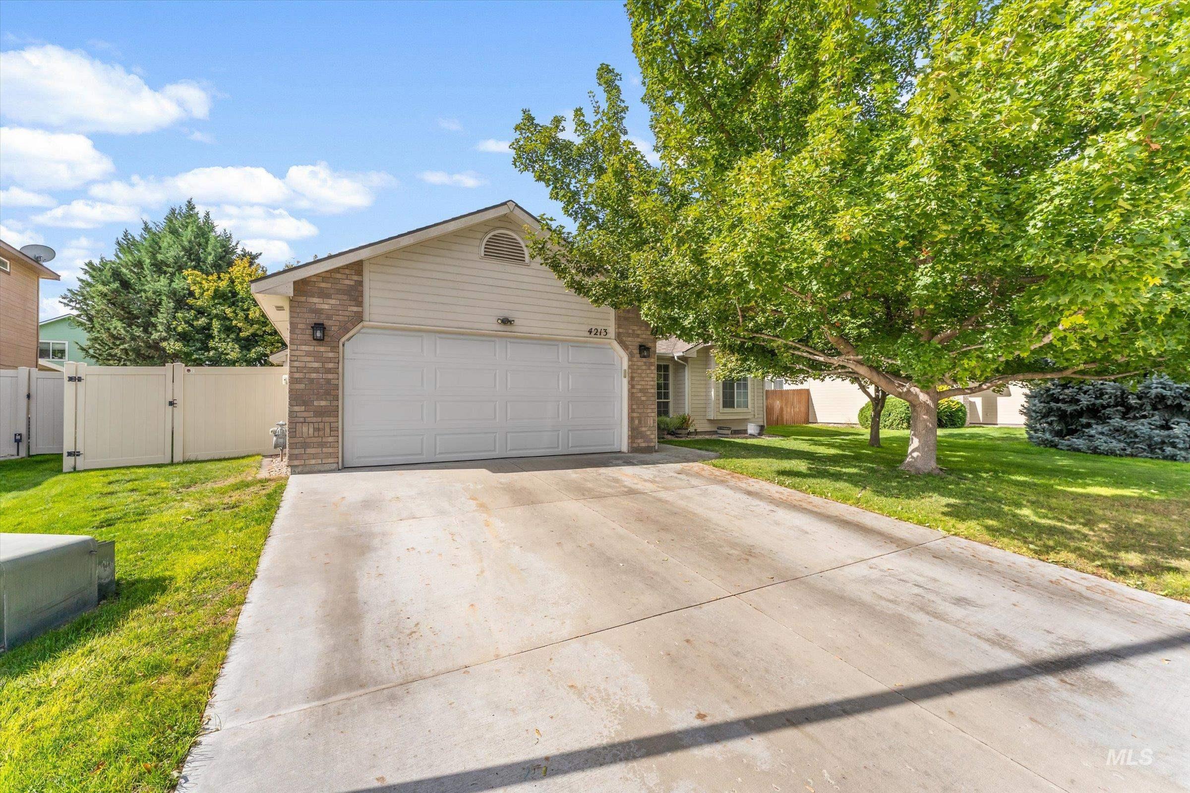 4213 E Lanager Ct. Property Photo 3
