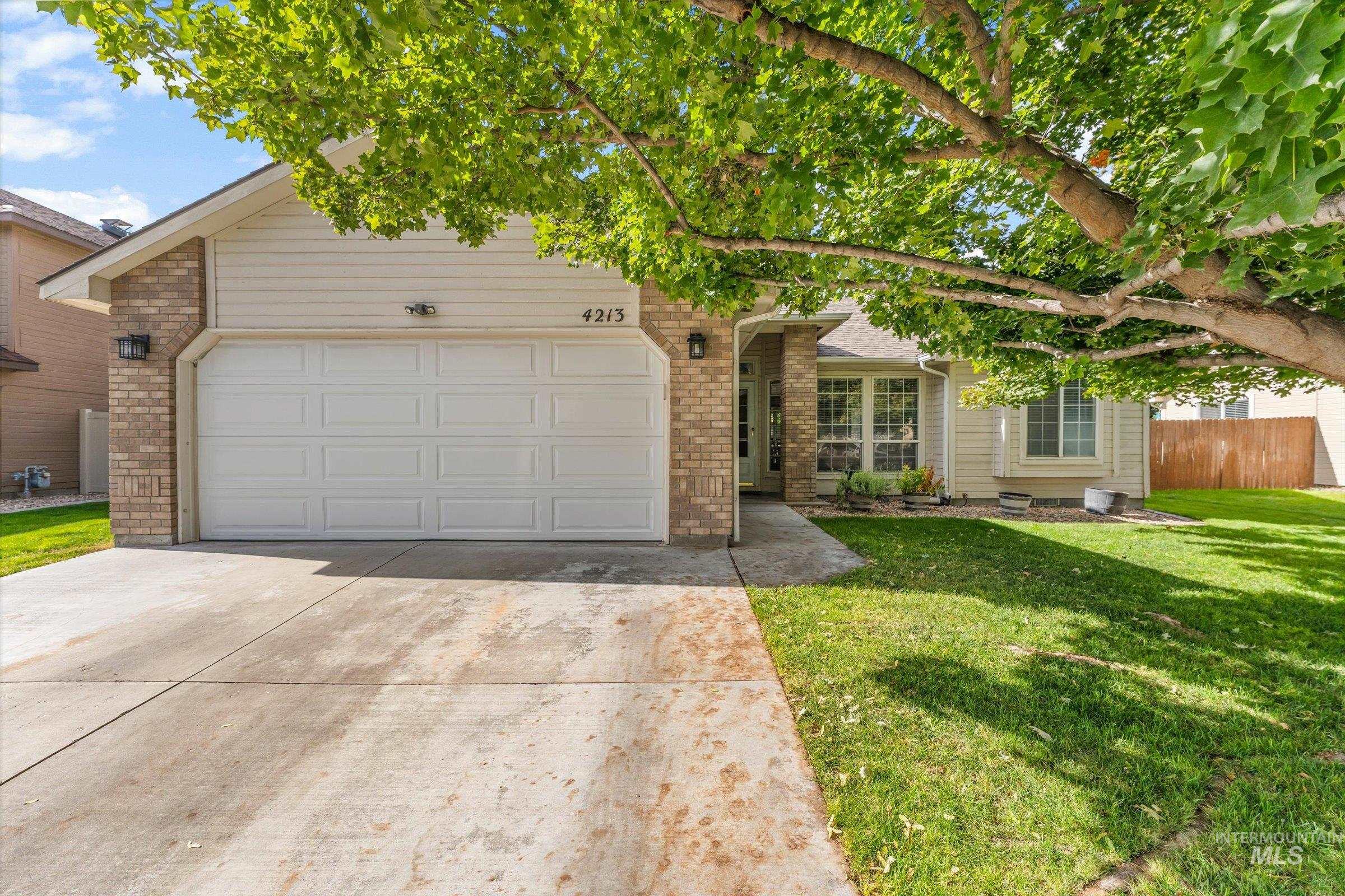 4213 E Lanager Ct. Property Photo 4
