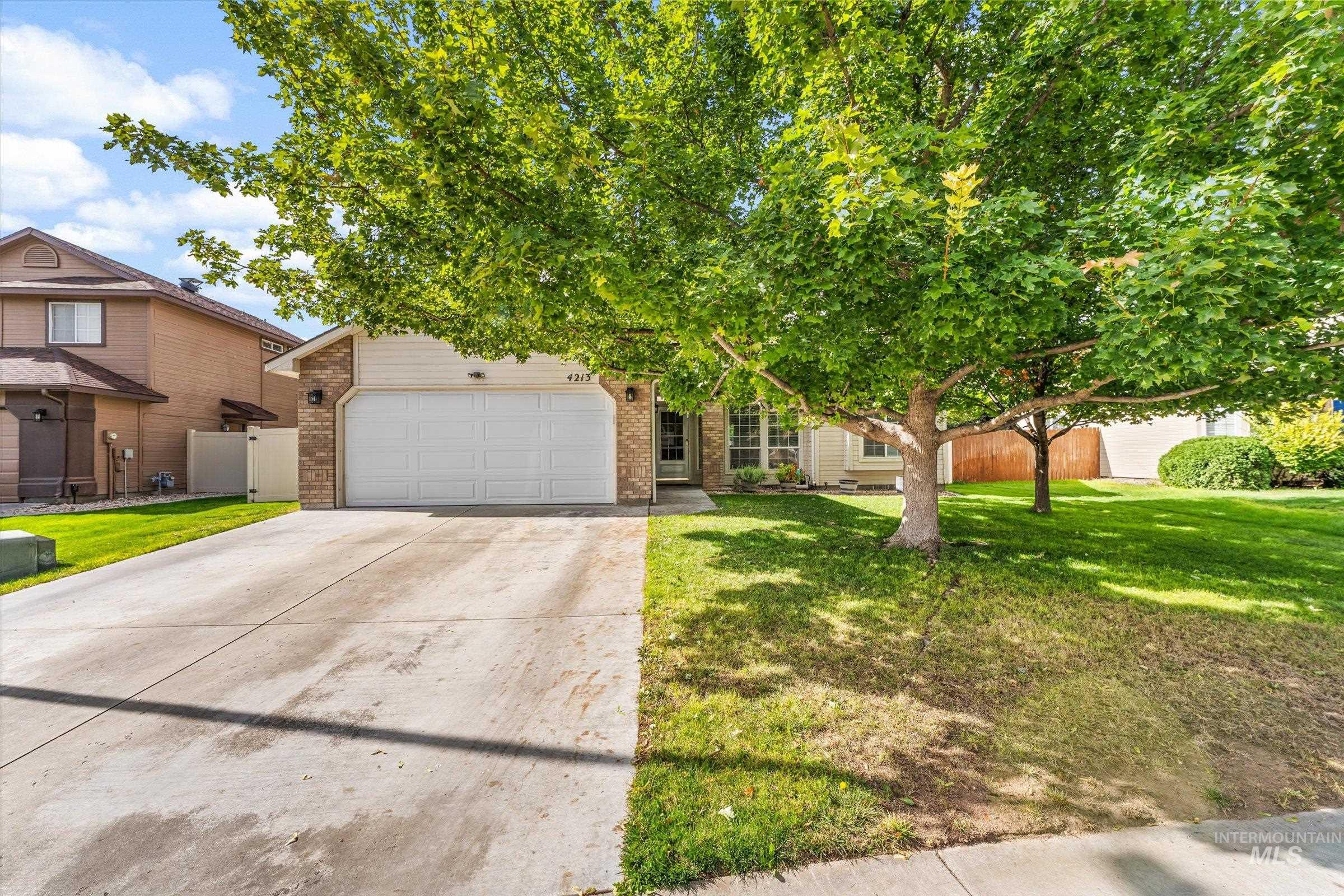 4213 E Lanager Ct. Property Photo 5