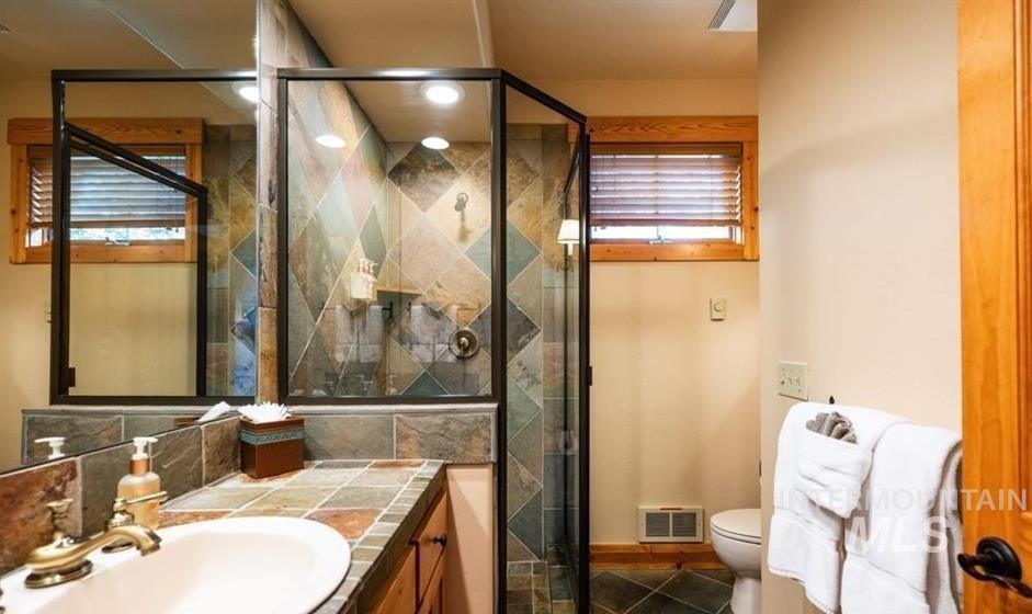 1329 Hearthstone Property Photo 4