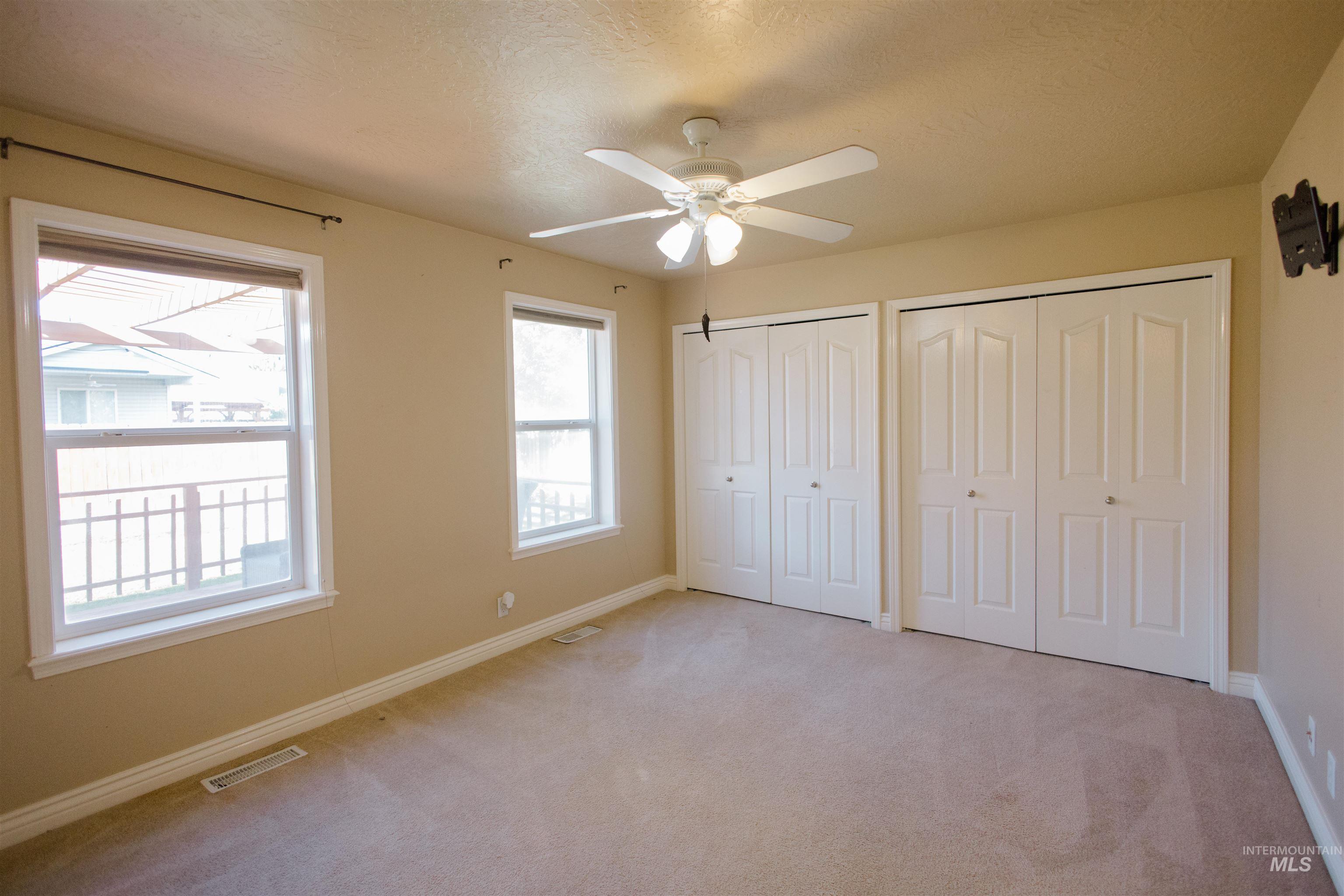 166 Ne Windy Street Property Photo 15