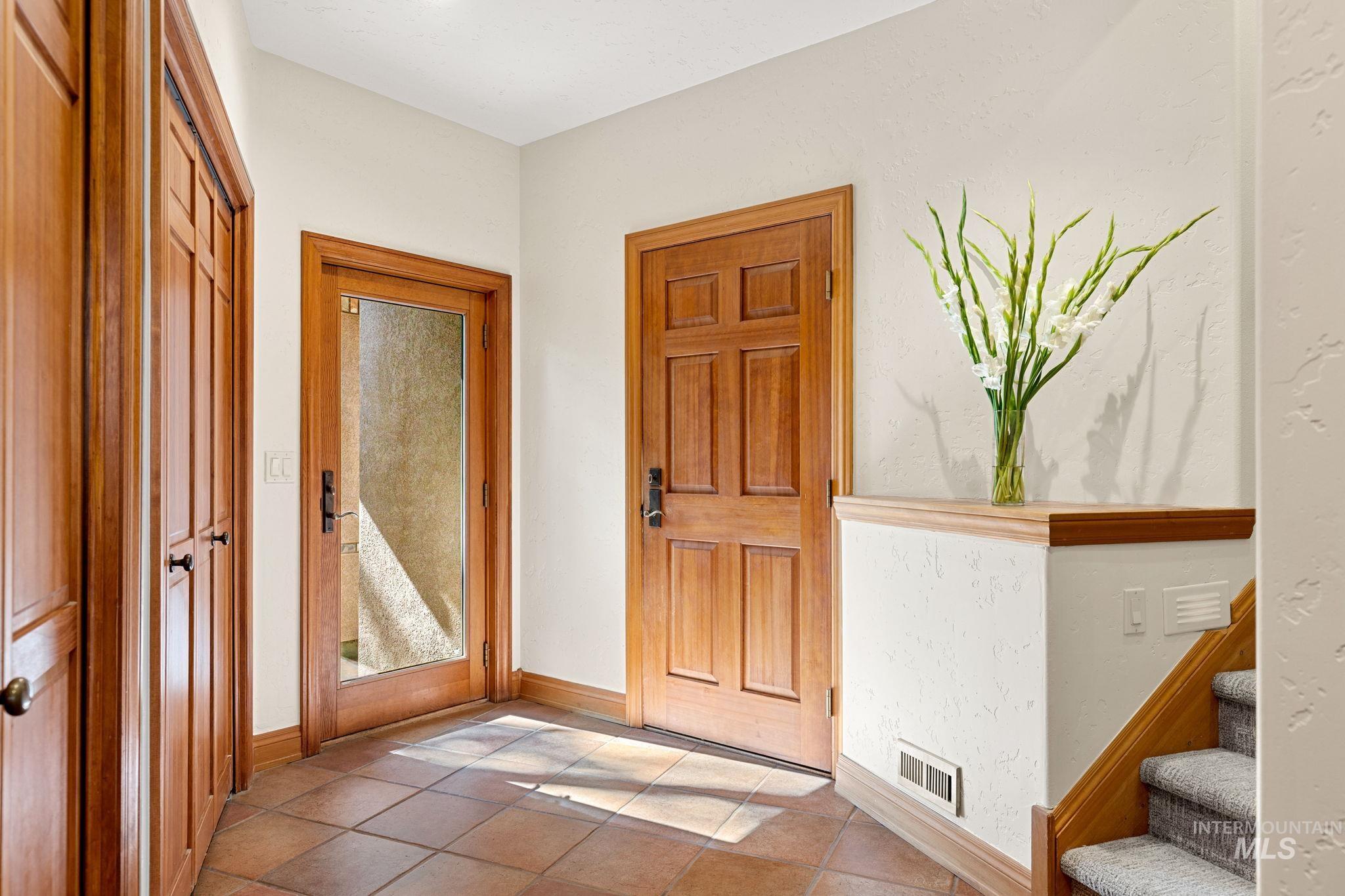 2985 N Holl Drive Property Photo 28