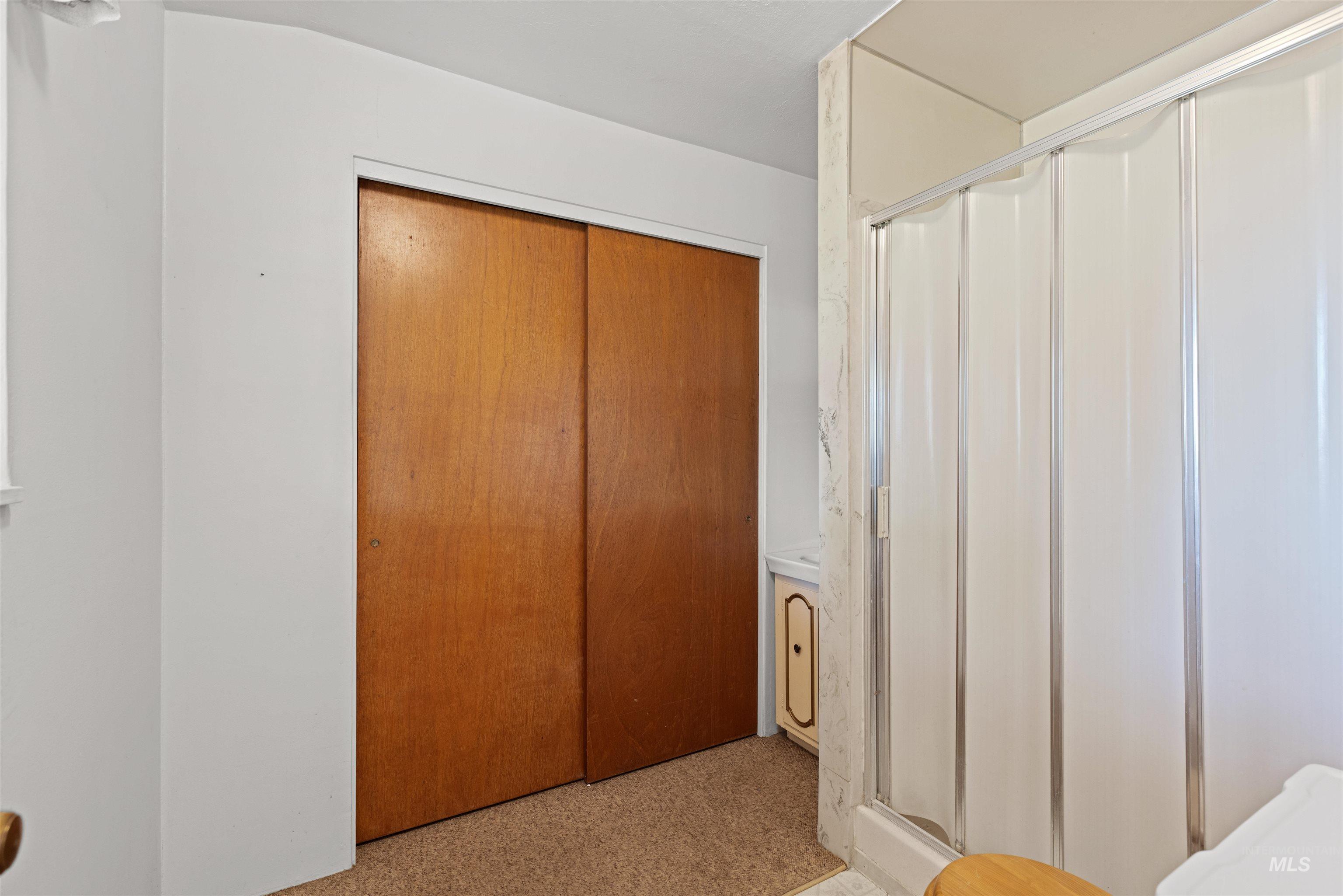2724 Airport Ave Property Photo 17