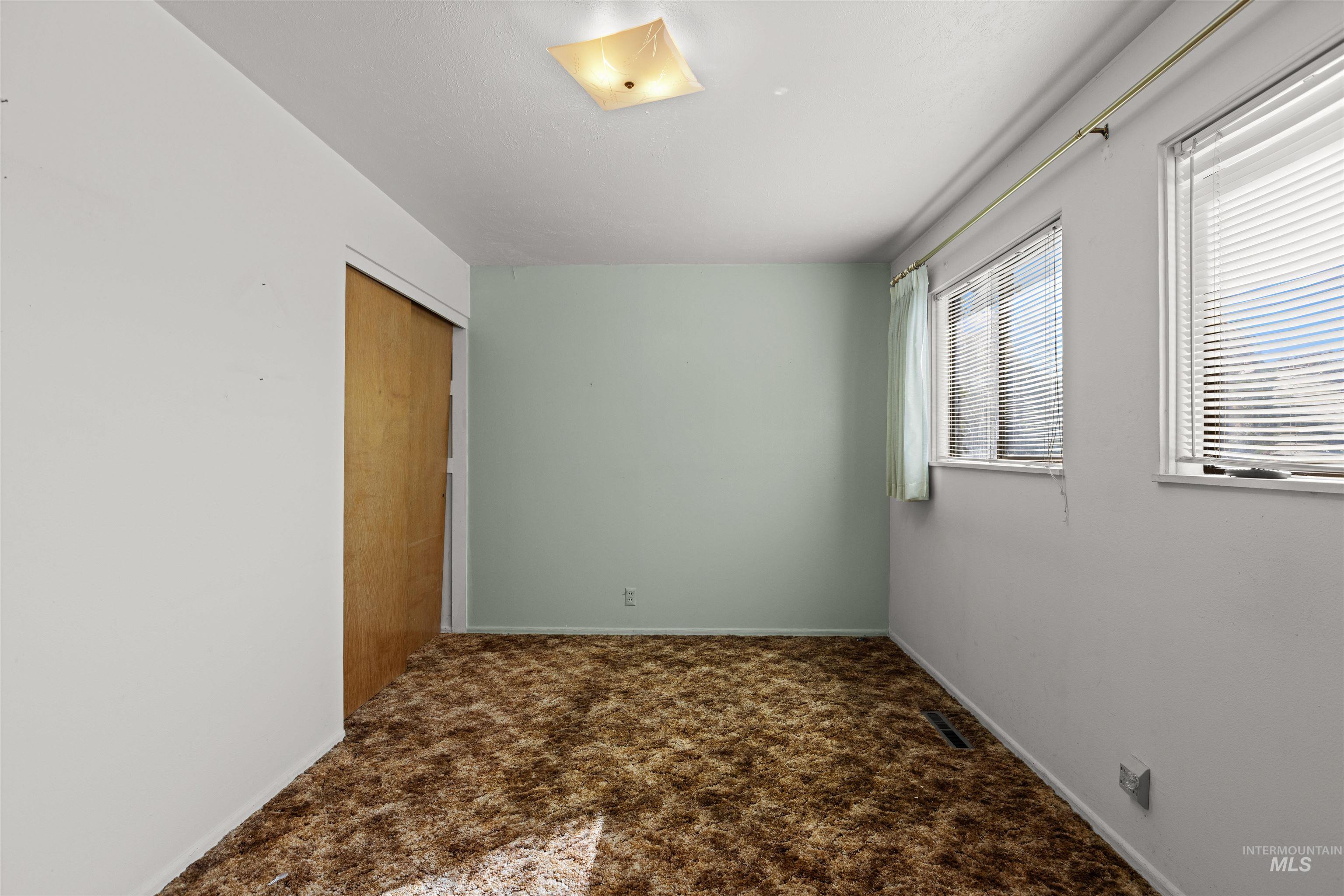 2724 Airport Ave Property Photo 22