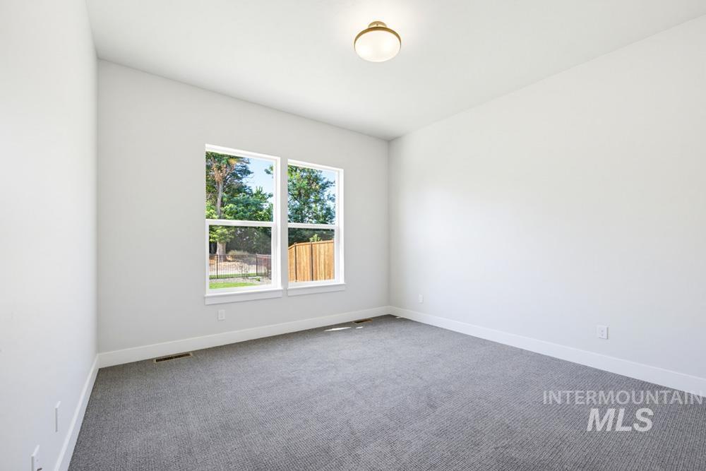 2141 E Thea Dr Property Photo 15