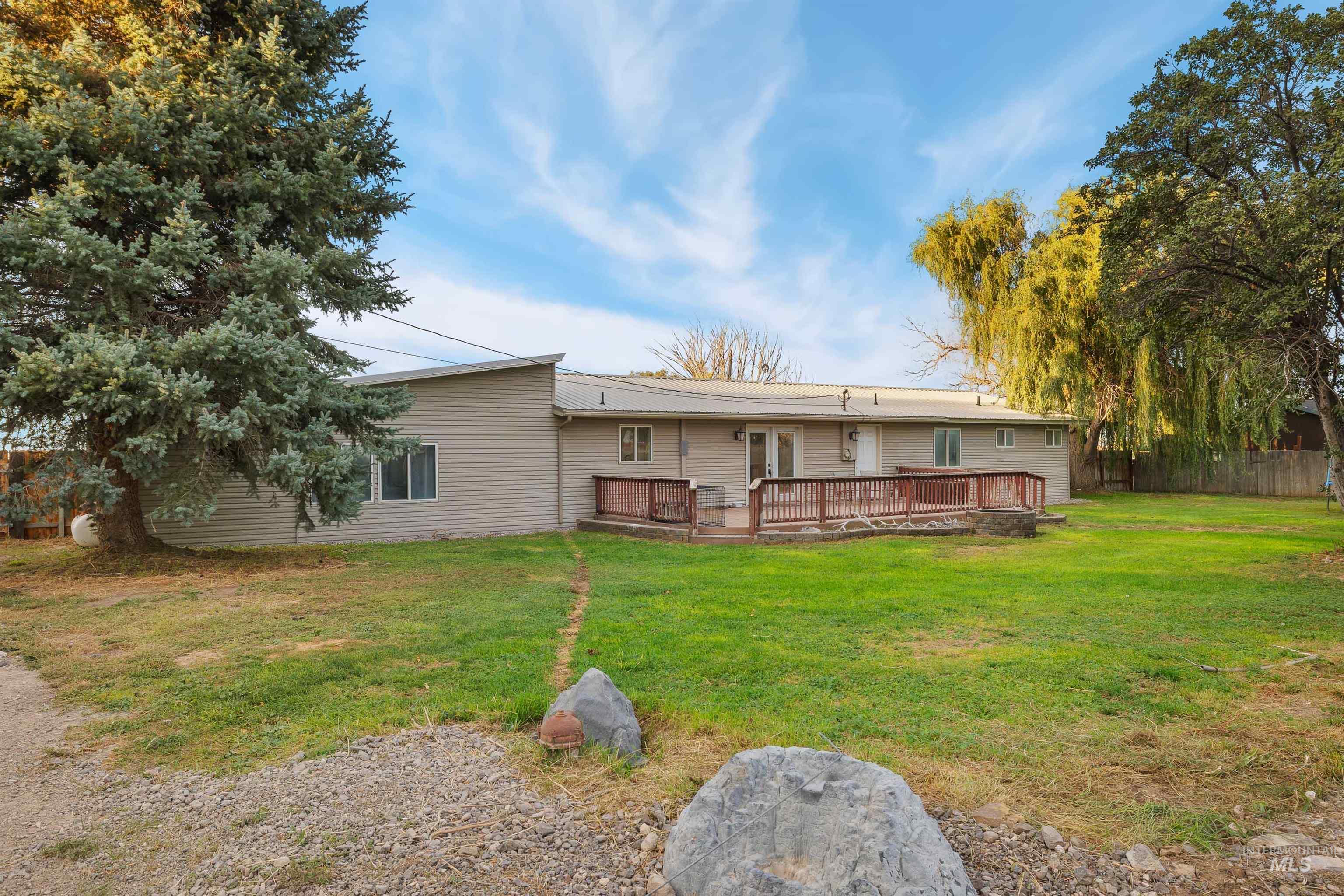 2681 E 3700 N Property Photo 9