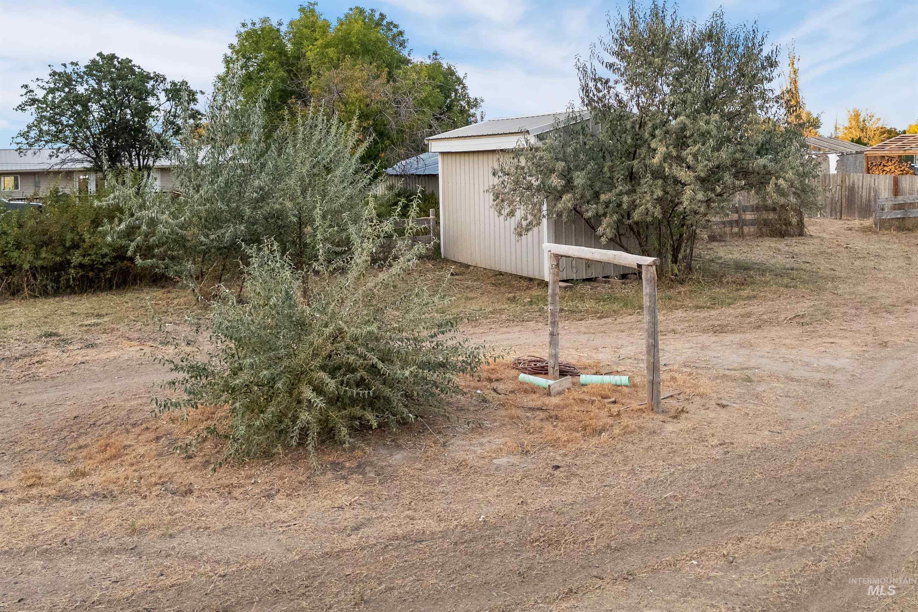 2681 E 3700 N Property Photo 15