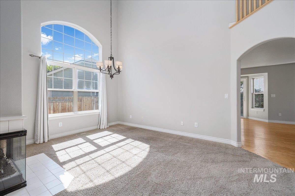 366 E Brookhollow Dr Property Photo 10