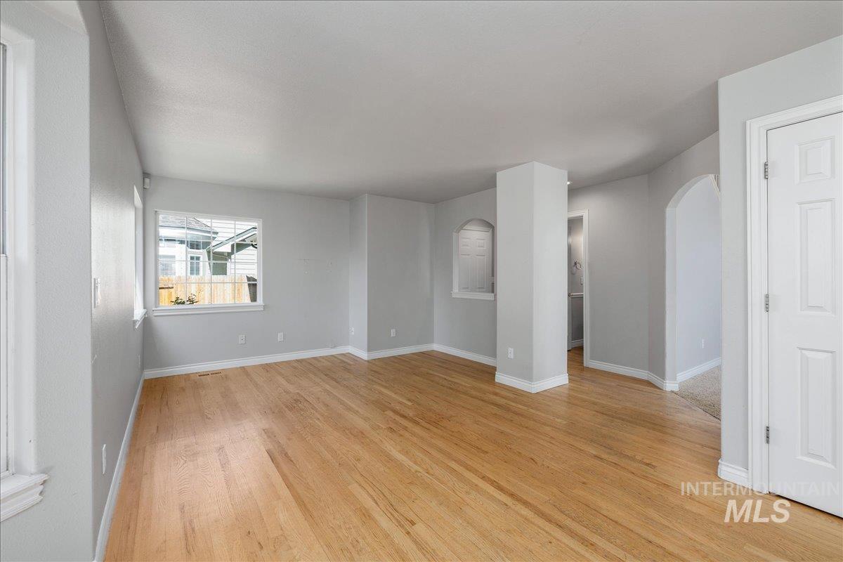 366 E Brookhollow Dr Property Photo 18