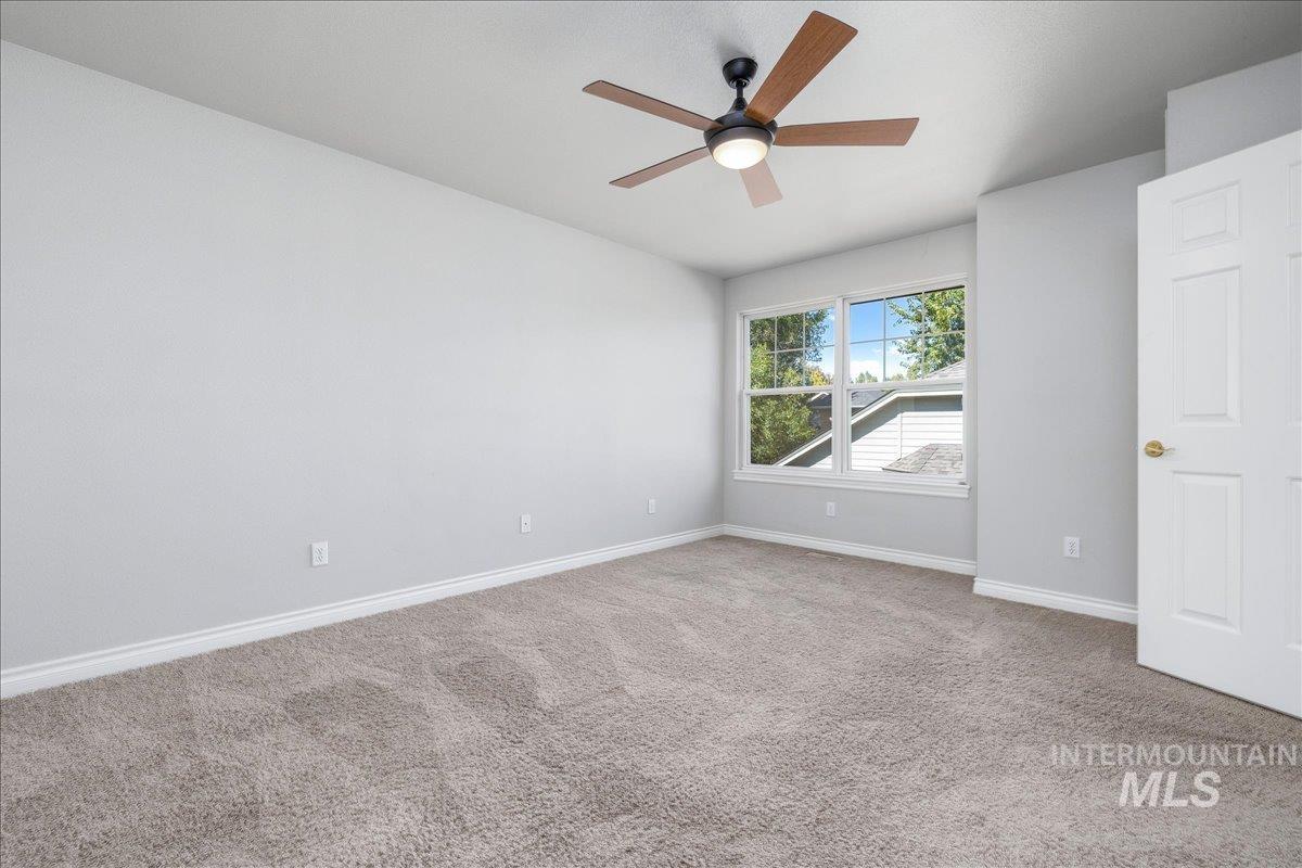 366 E Brookhollow Dr Property Photo 31