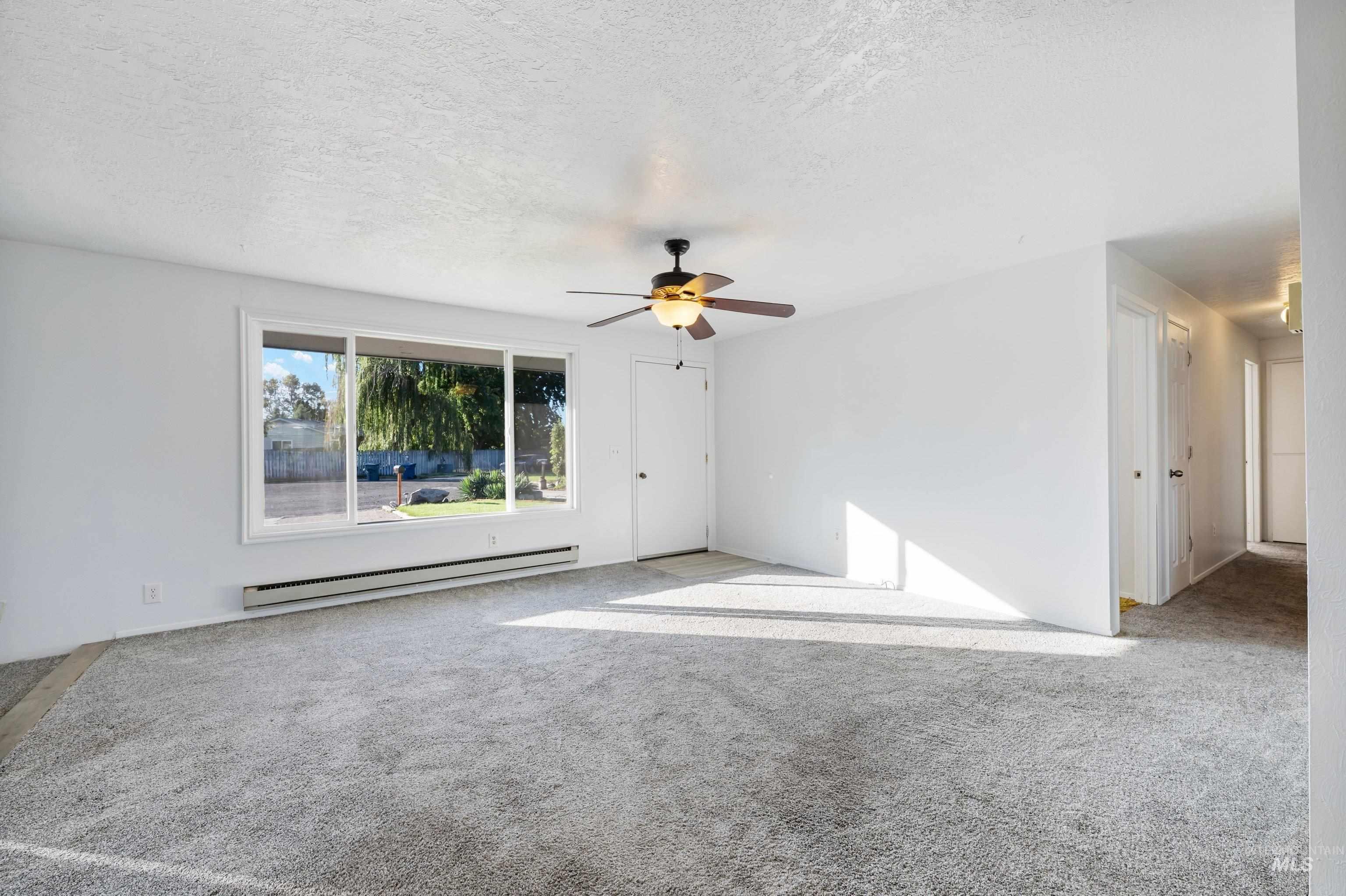 312 Carol Pl Property Photo 14