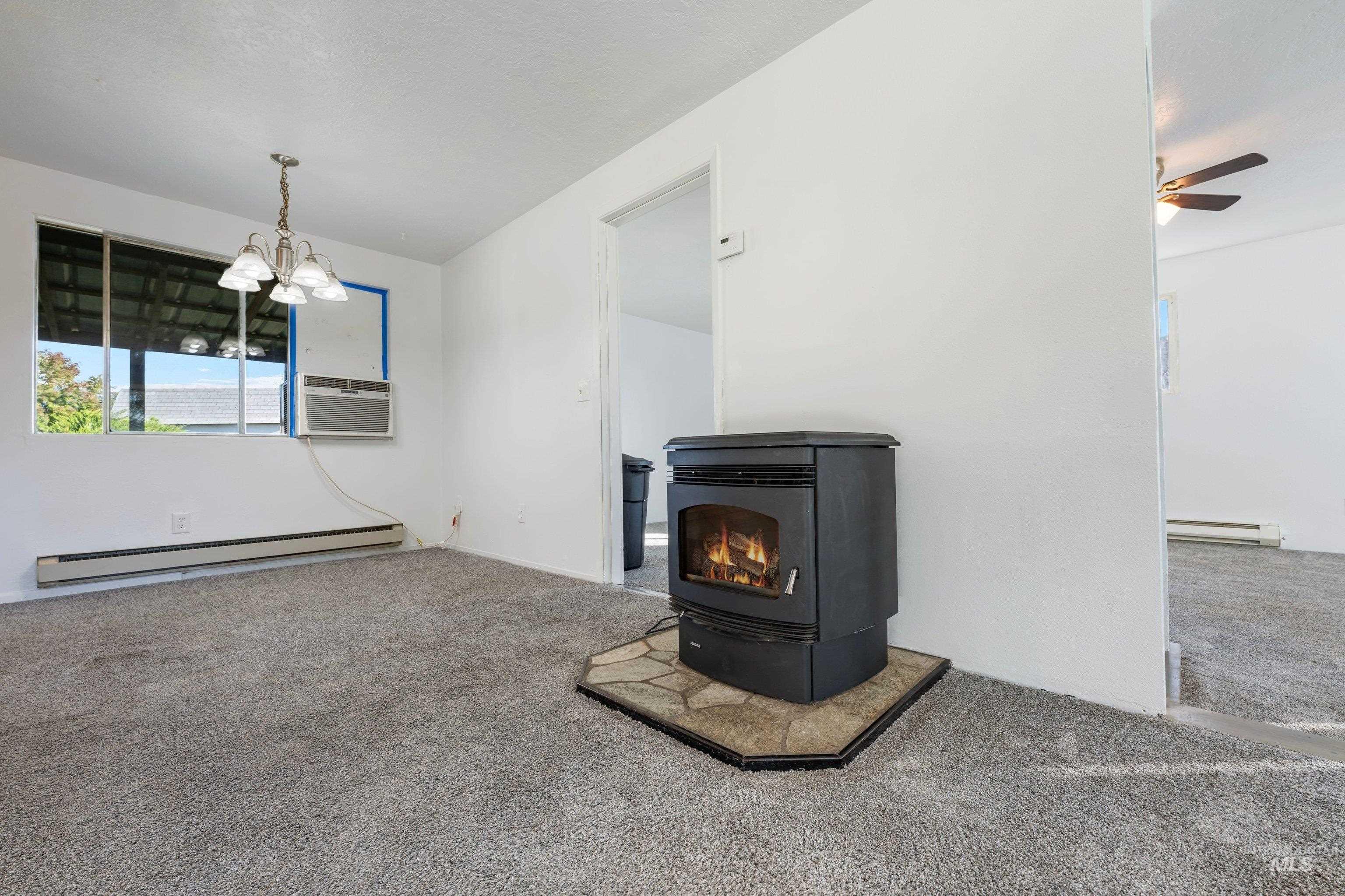 312 Carol Pl Property Photo 15