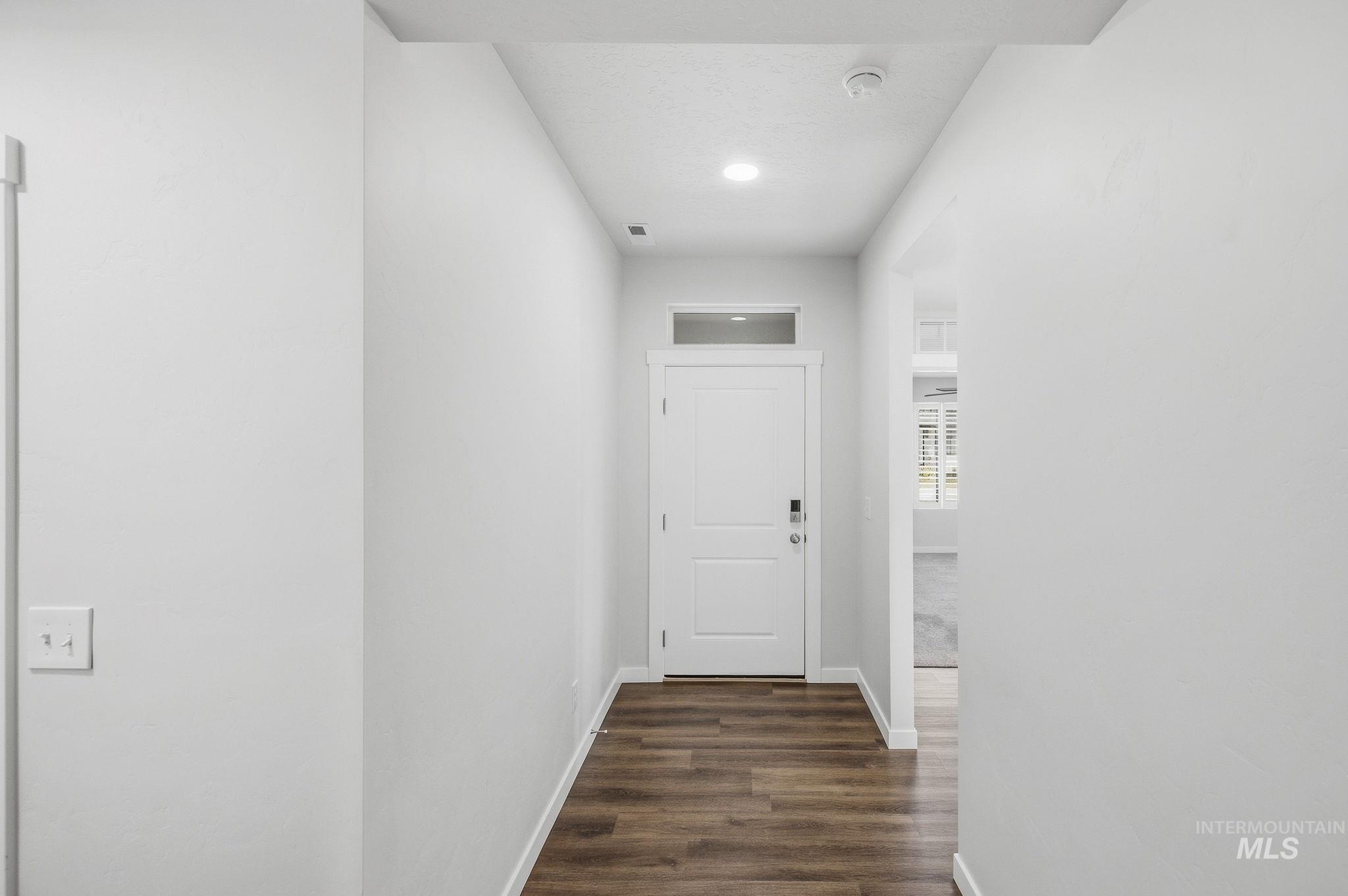 2175 W Arya St Property Photo 4