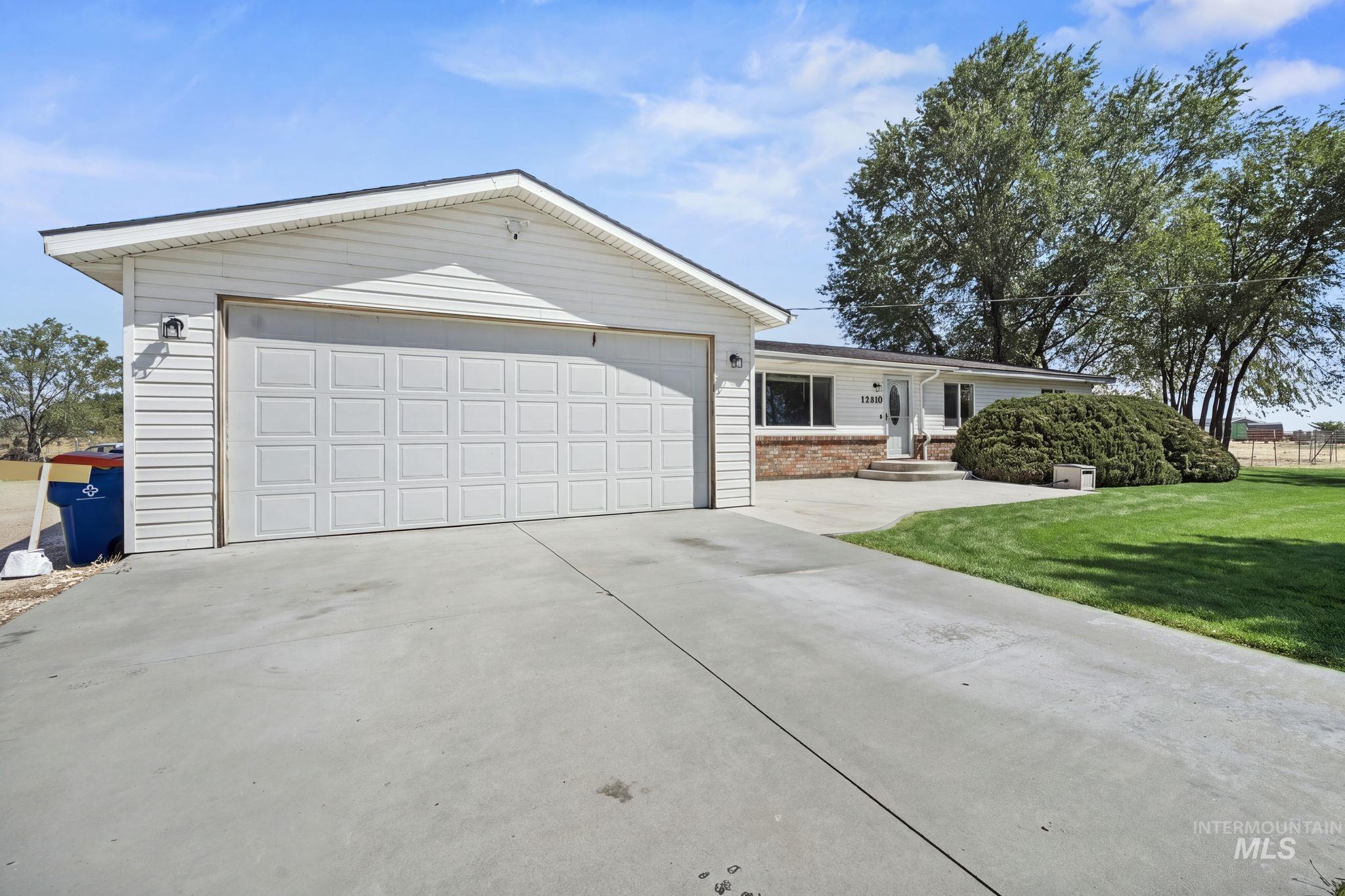 13270 S Cloverdale Road Property Photo 2