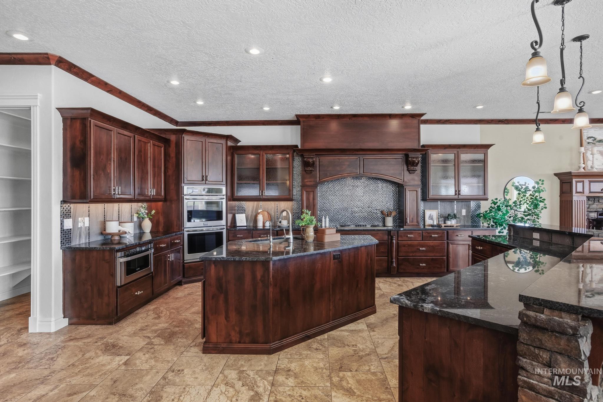 14309 Quarry Ridge Dr. Property Photo 7