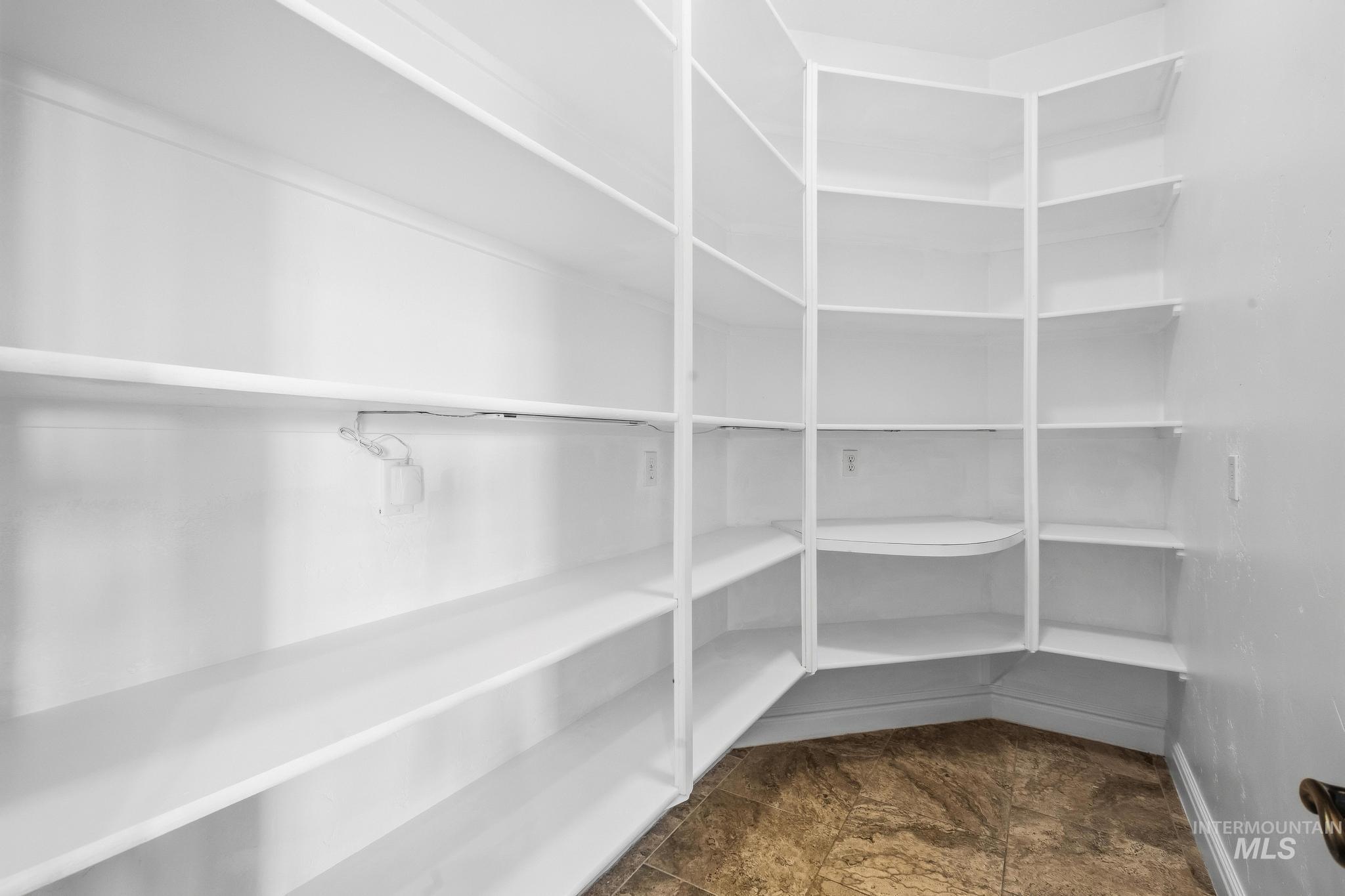 14309 Quarry Ridge Dr. Property Photo 20
