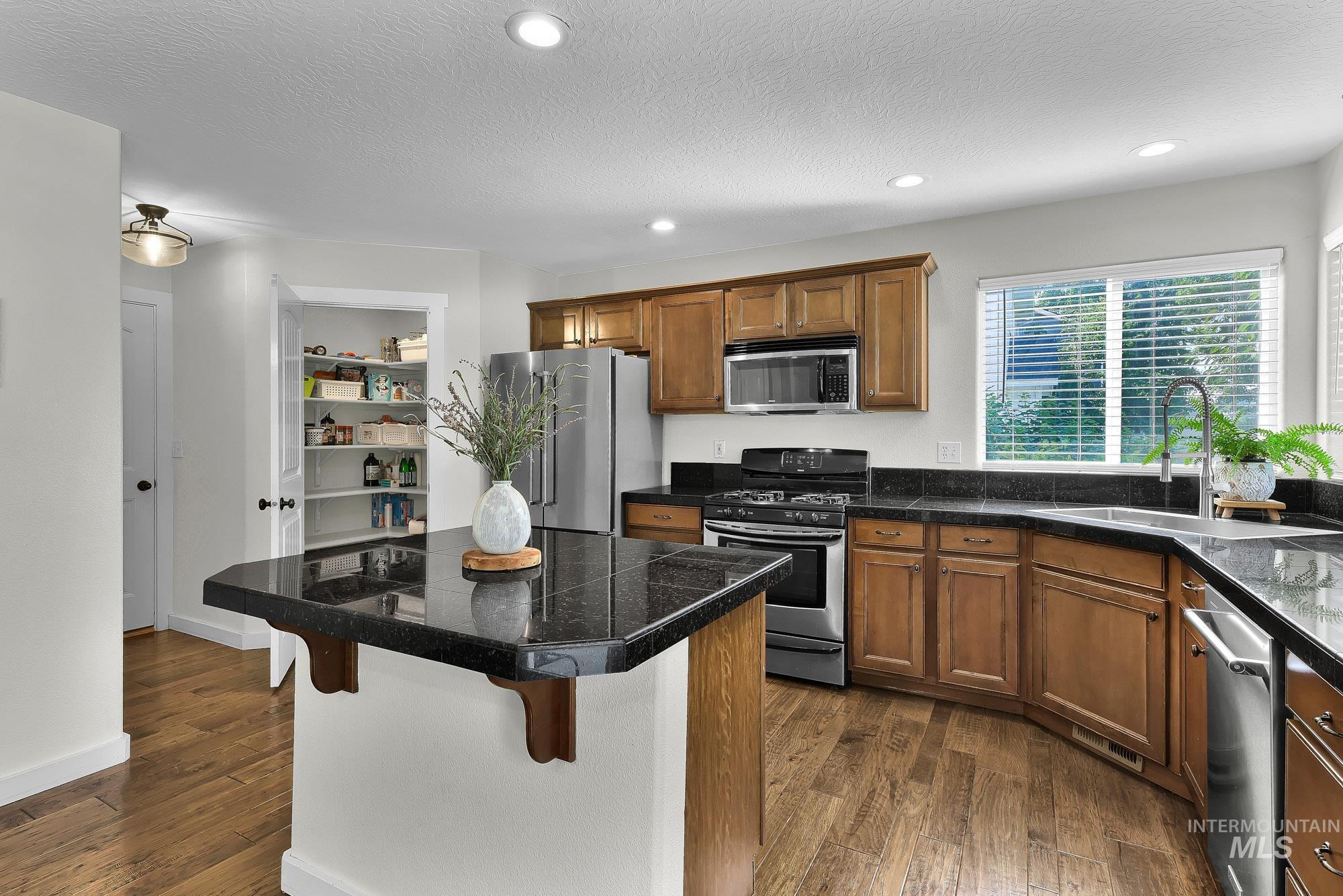 4094 E Arch Dr Property Photo 13