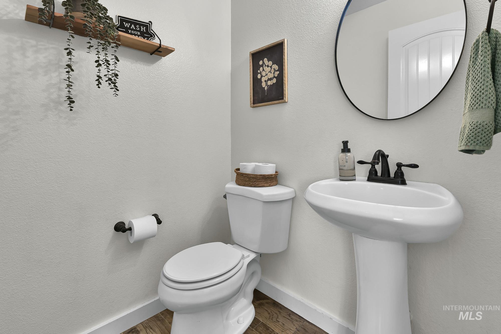 4094 E Arch Dr Property Photo 16