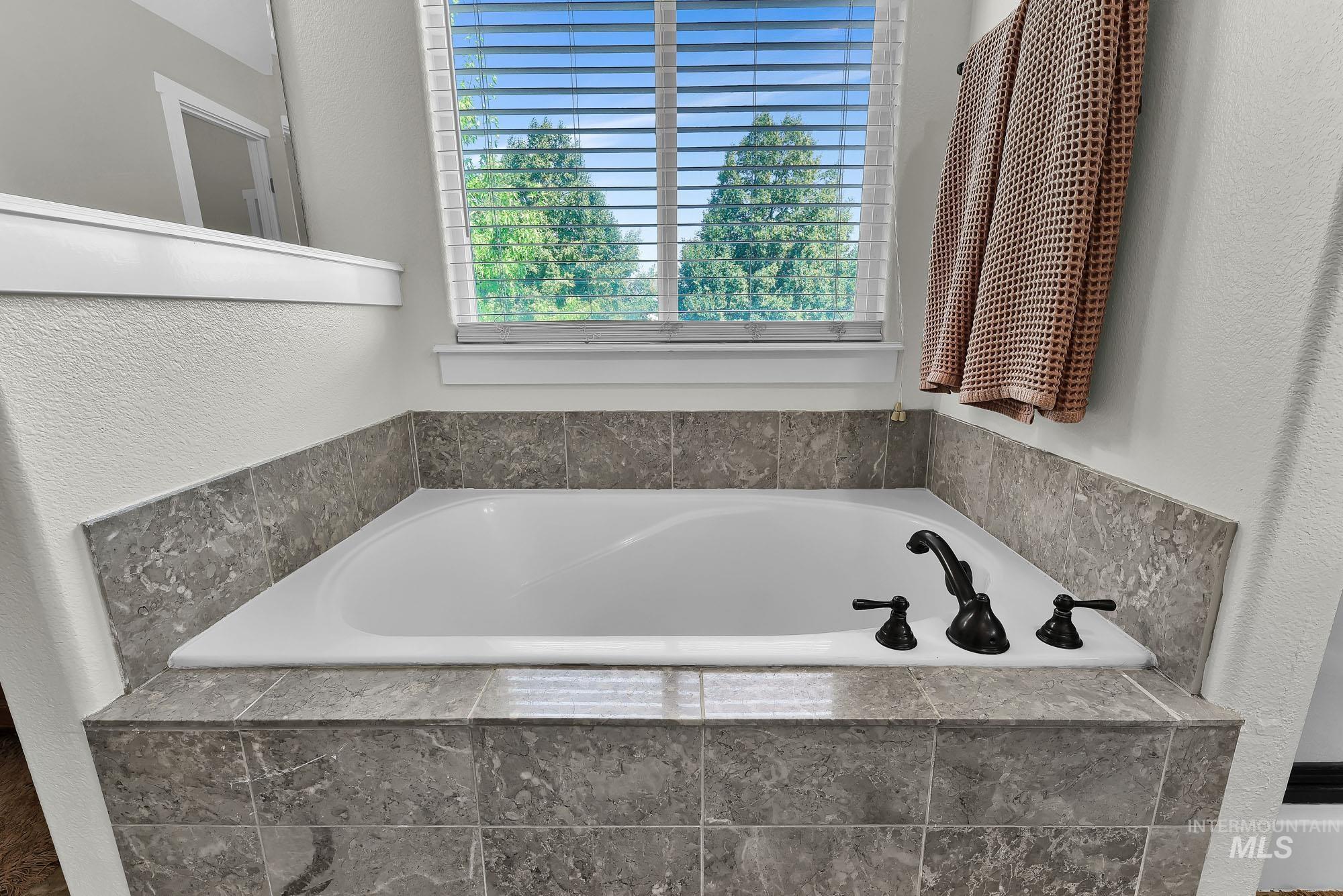 4094 E Arch Dr Property Photo 21