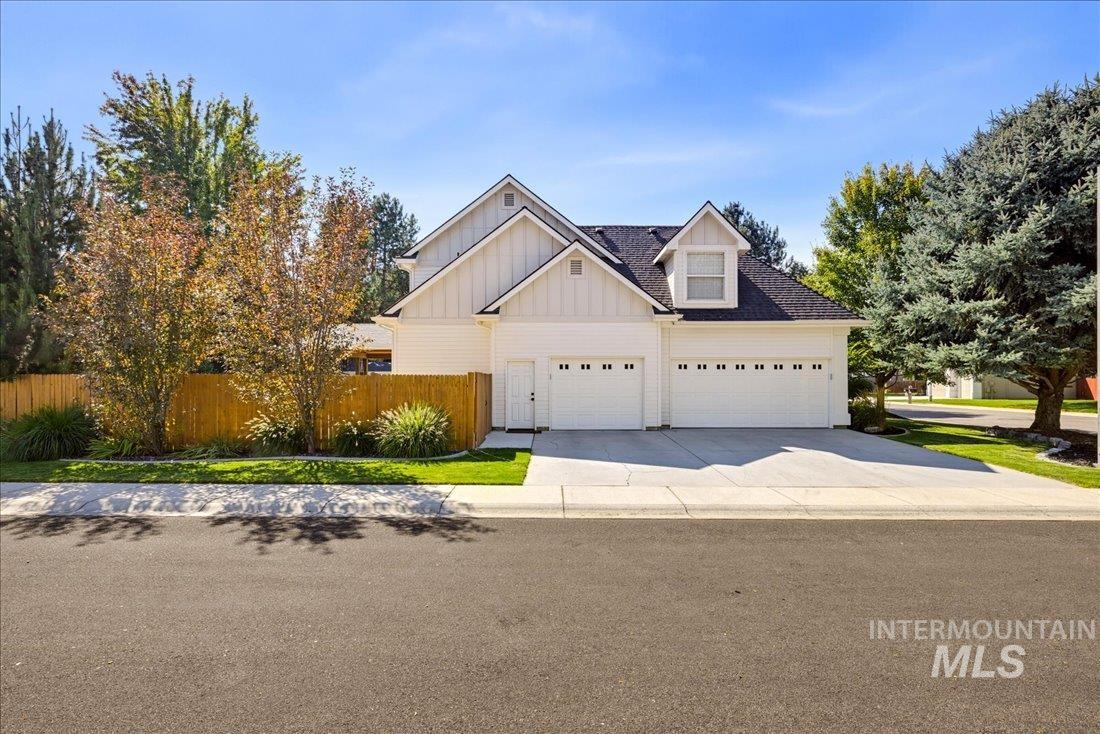 2573 E Ridgedale Dr. Property Photo 5