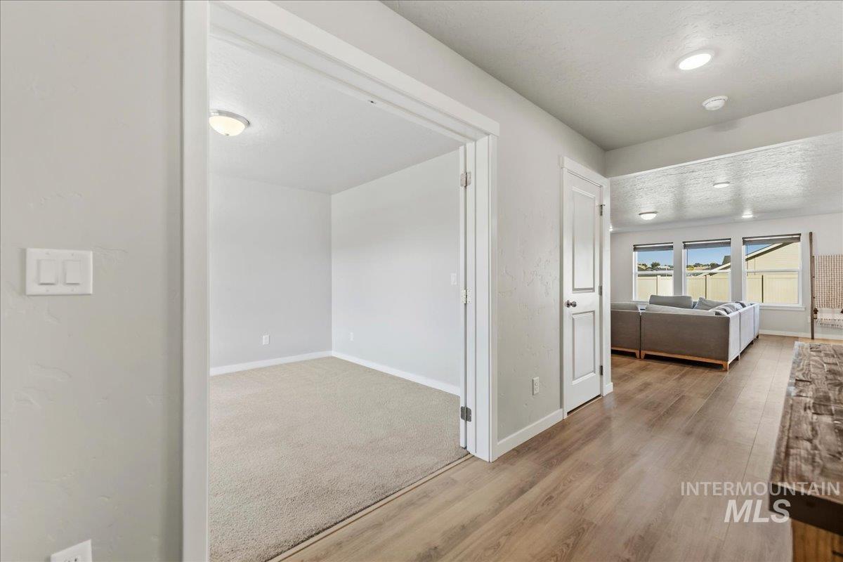 10138 W Gladiola St Property Photo 5