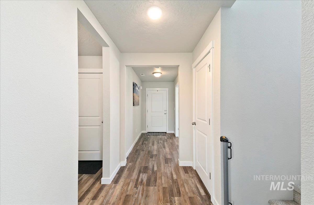 11299 W Taviton St Property Photo 7