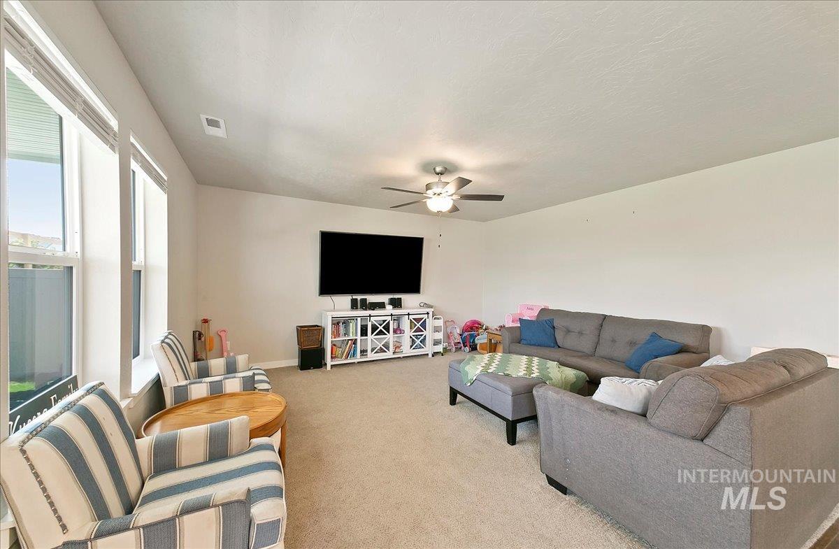 11299 W Taviton St Property Photo 12