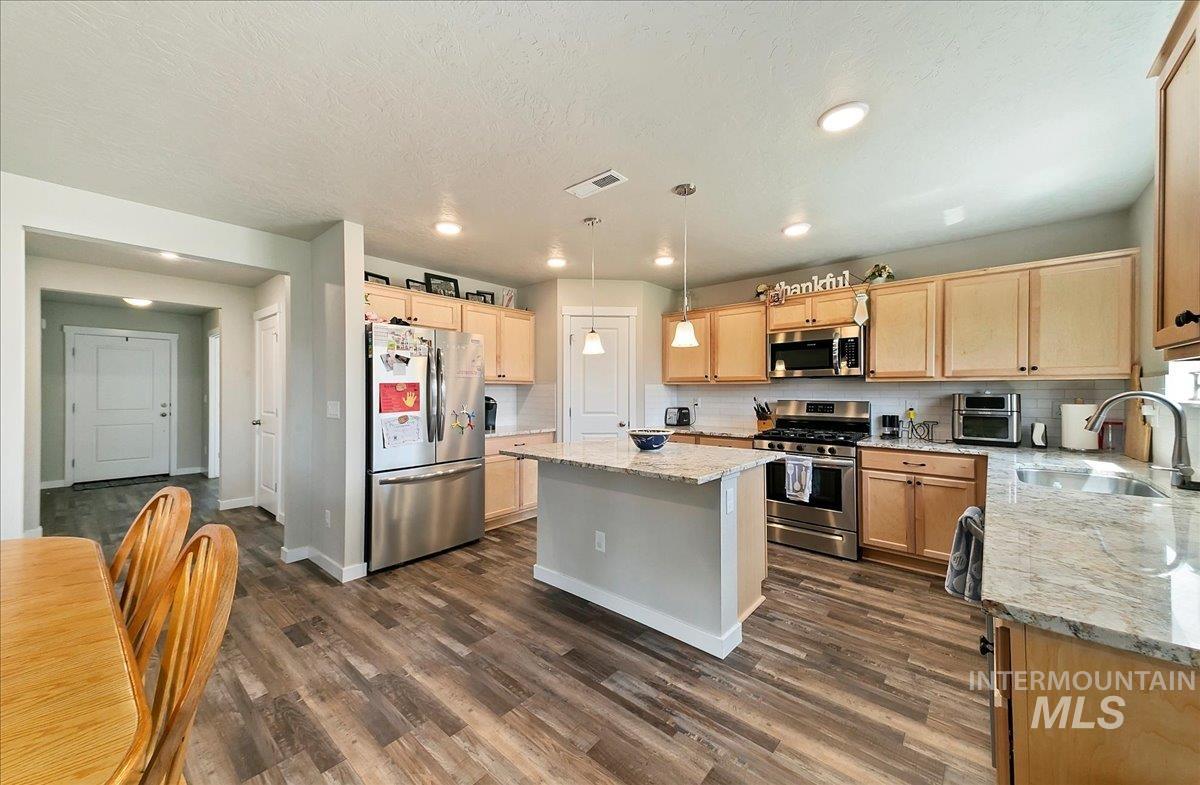 11299 W Taviton St Property Photo 18