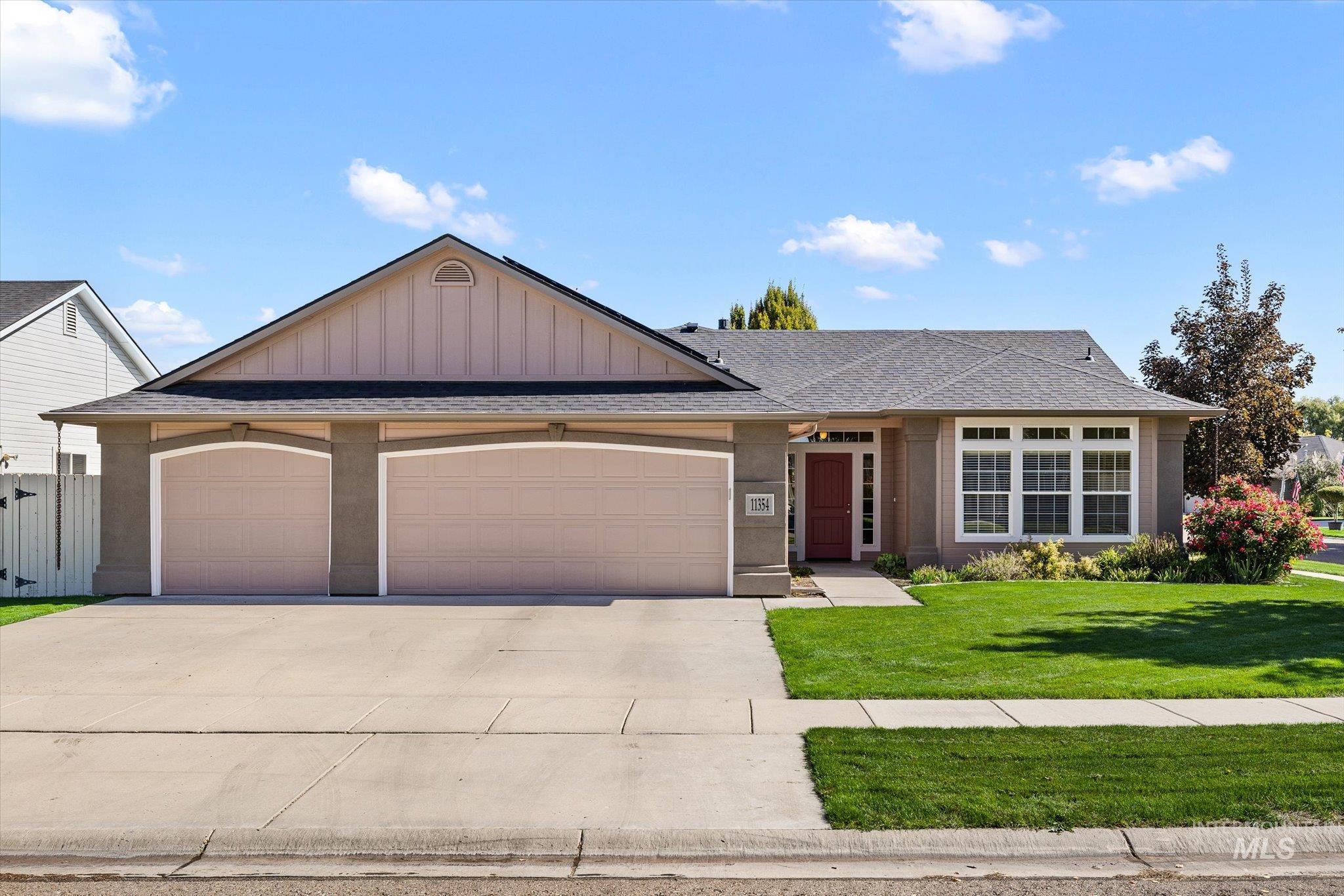 11354 W Mission Pointe Dr Property Photo 1