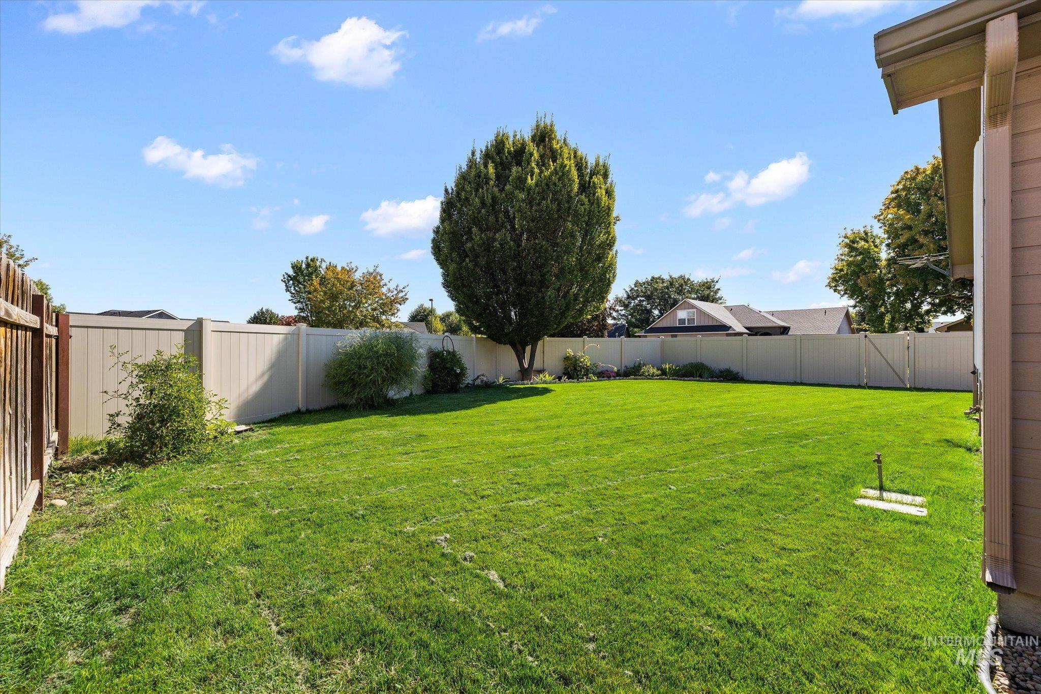 11354 W Mission Pointe Dr Property Photo 4