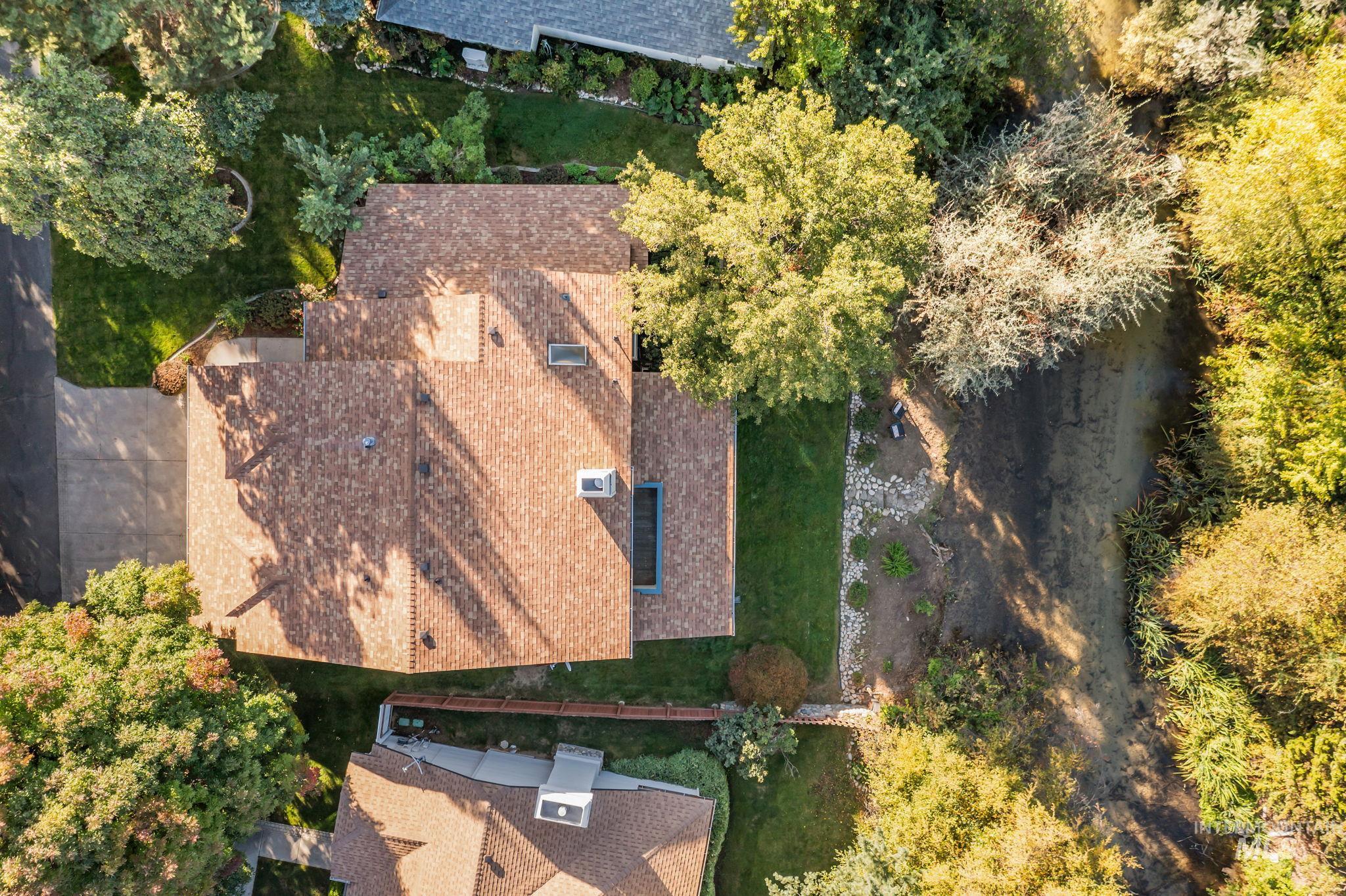 726 E Parkway Ct Property Photo 45