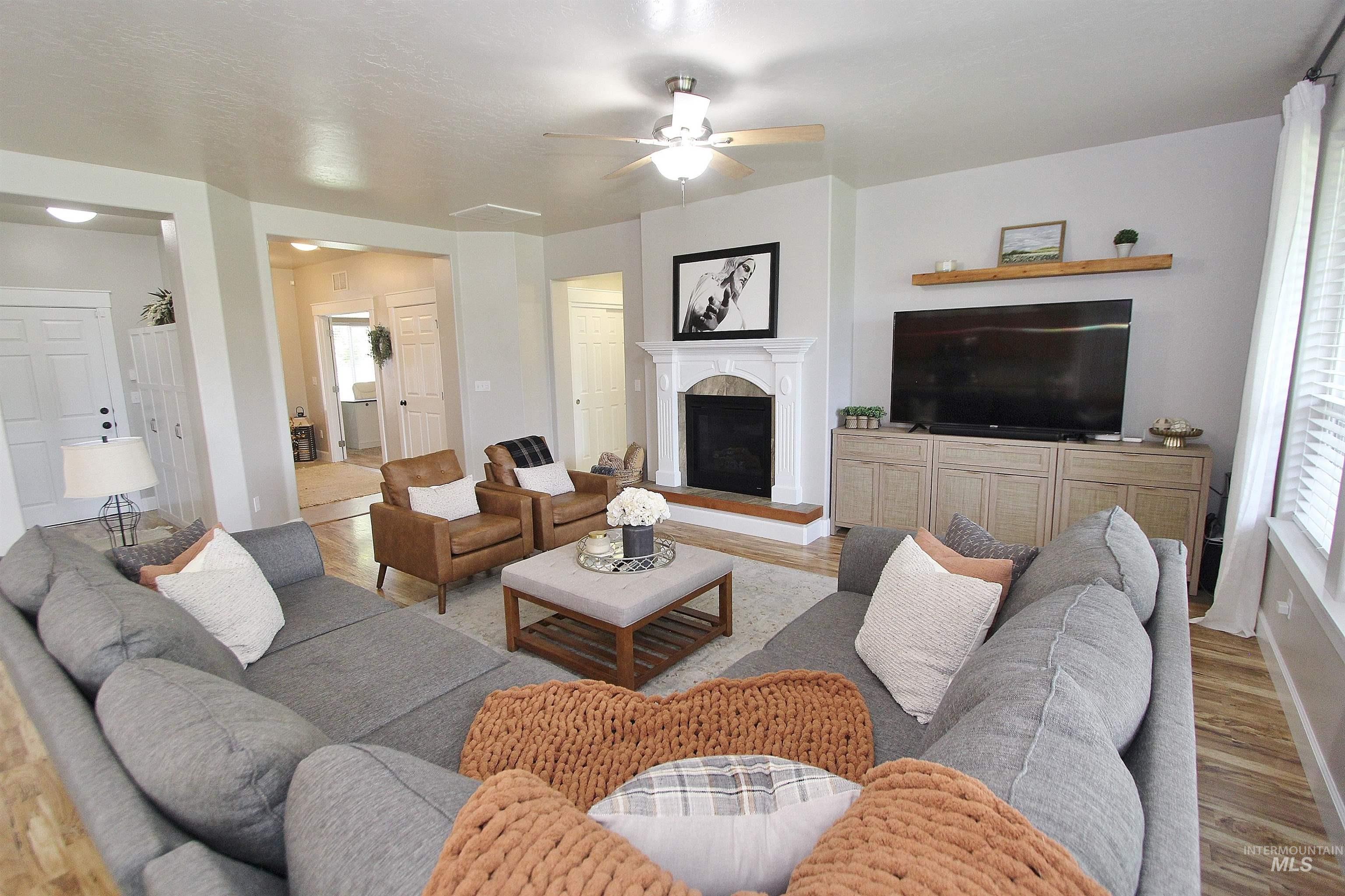 15687 Moosehorn Way Property Photo 7