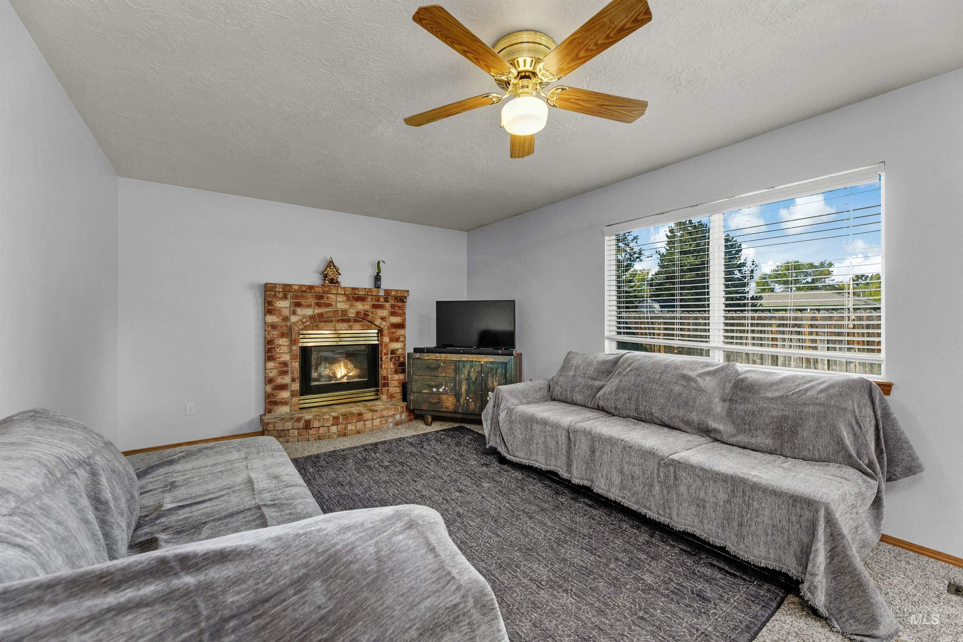 4773 N Lancer Avenue Property Photo 2
