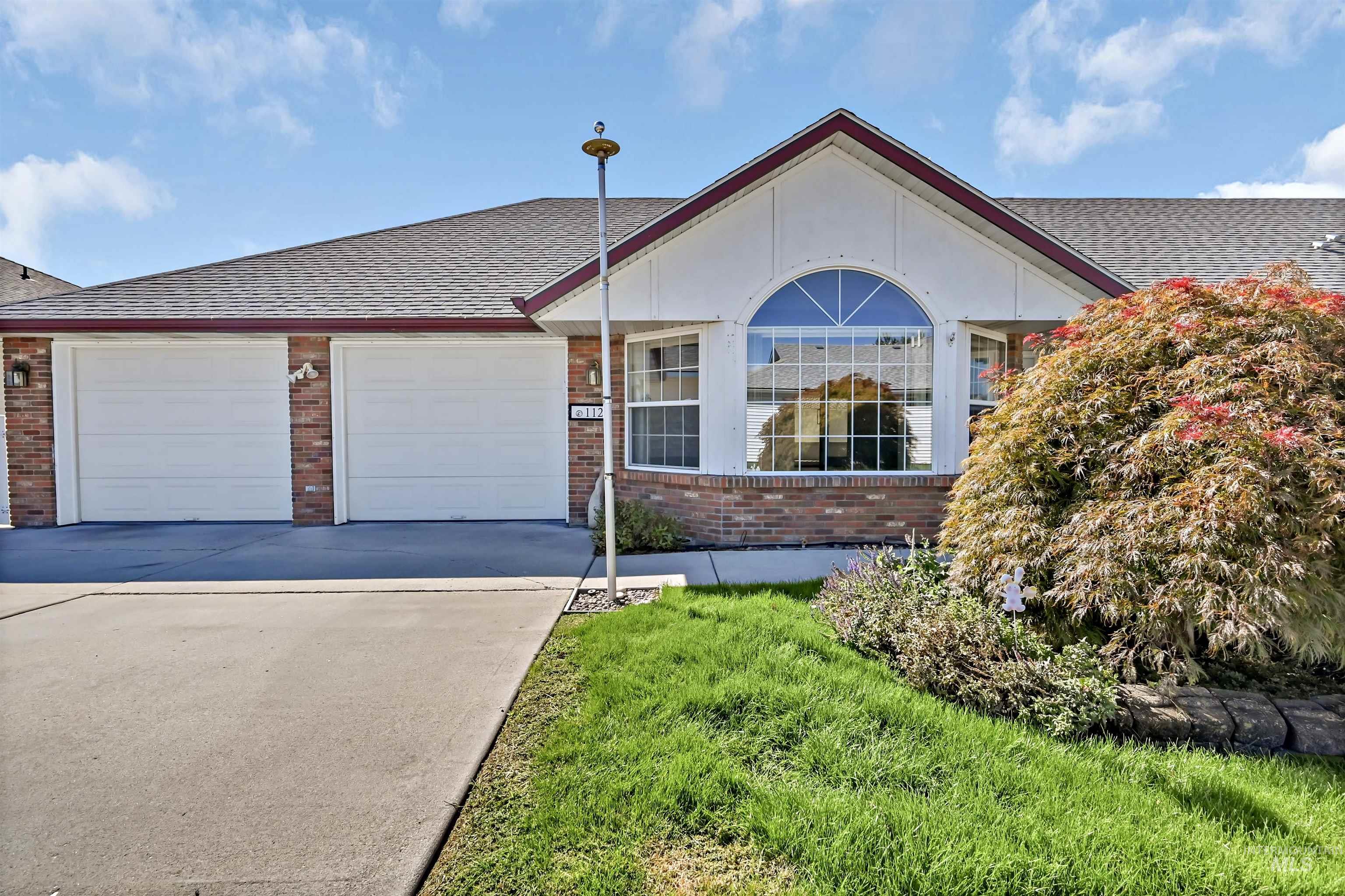 112 Country Lane Loop Property Photo 1