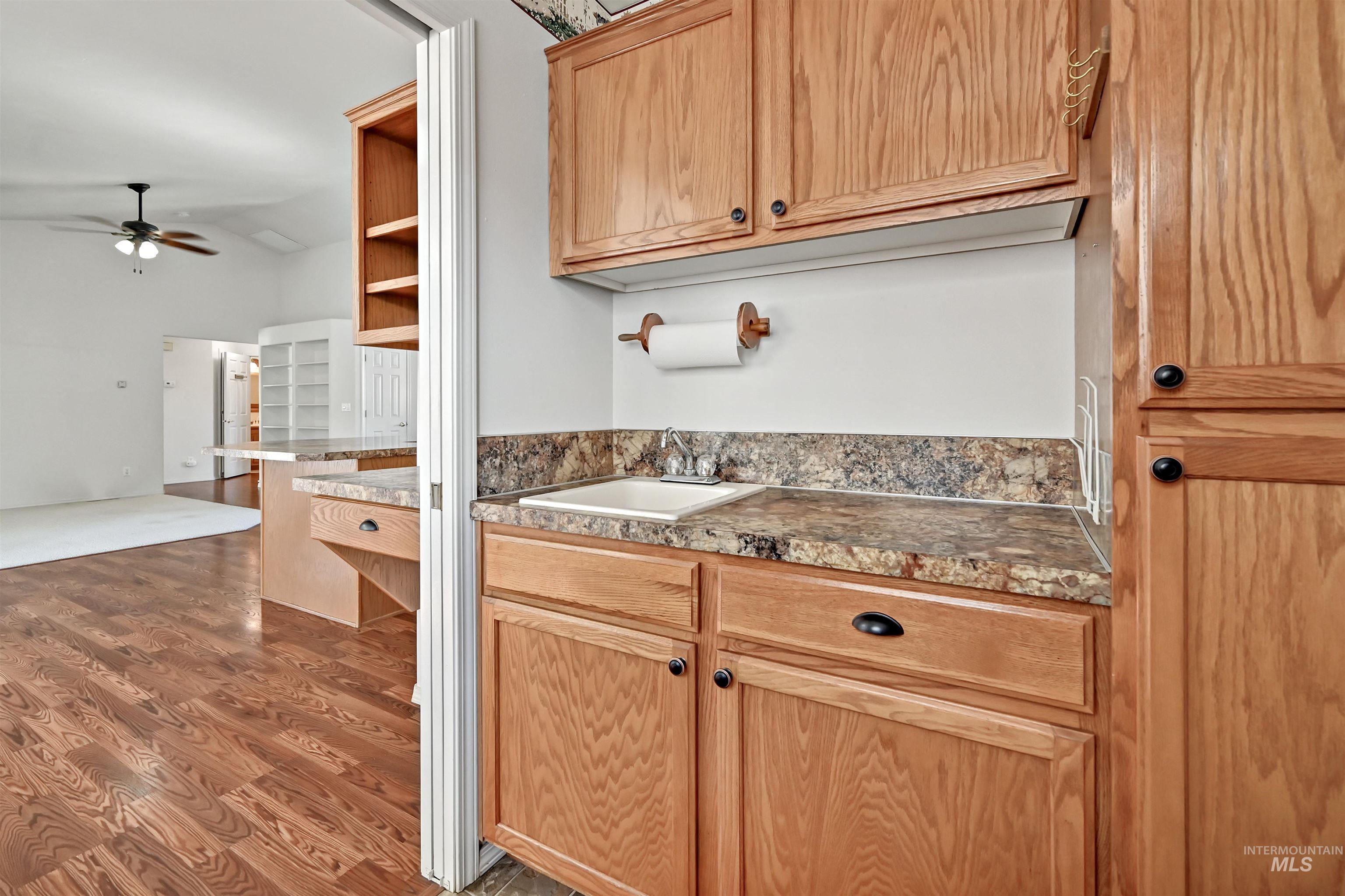 112 Country Lane Loop Property Photo 24