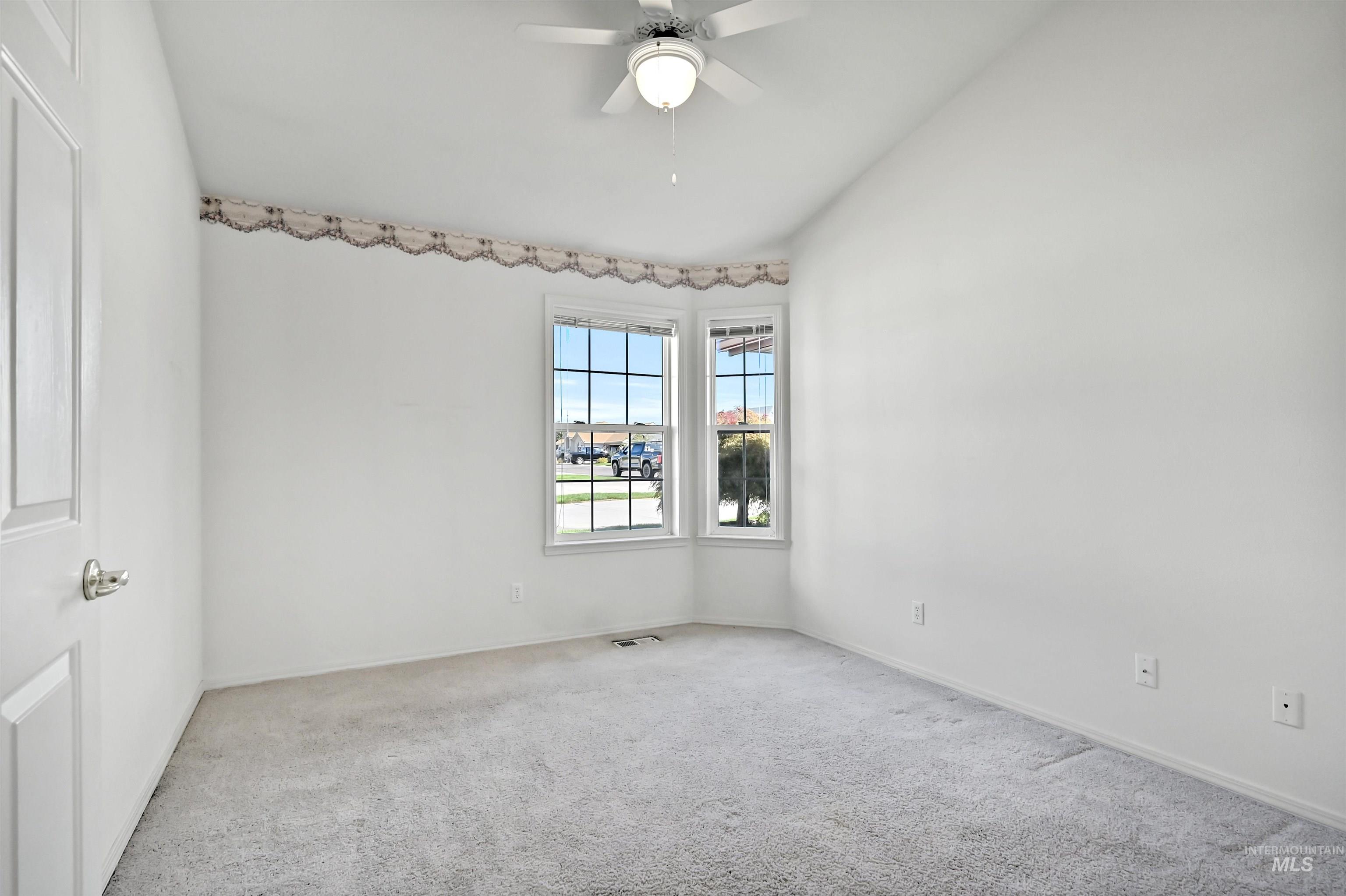 112 Country Lane Loop Property Photo 37