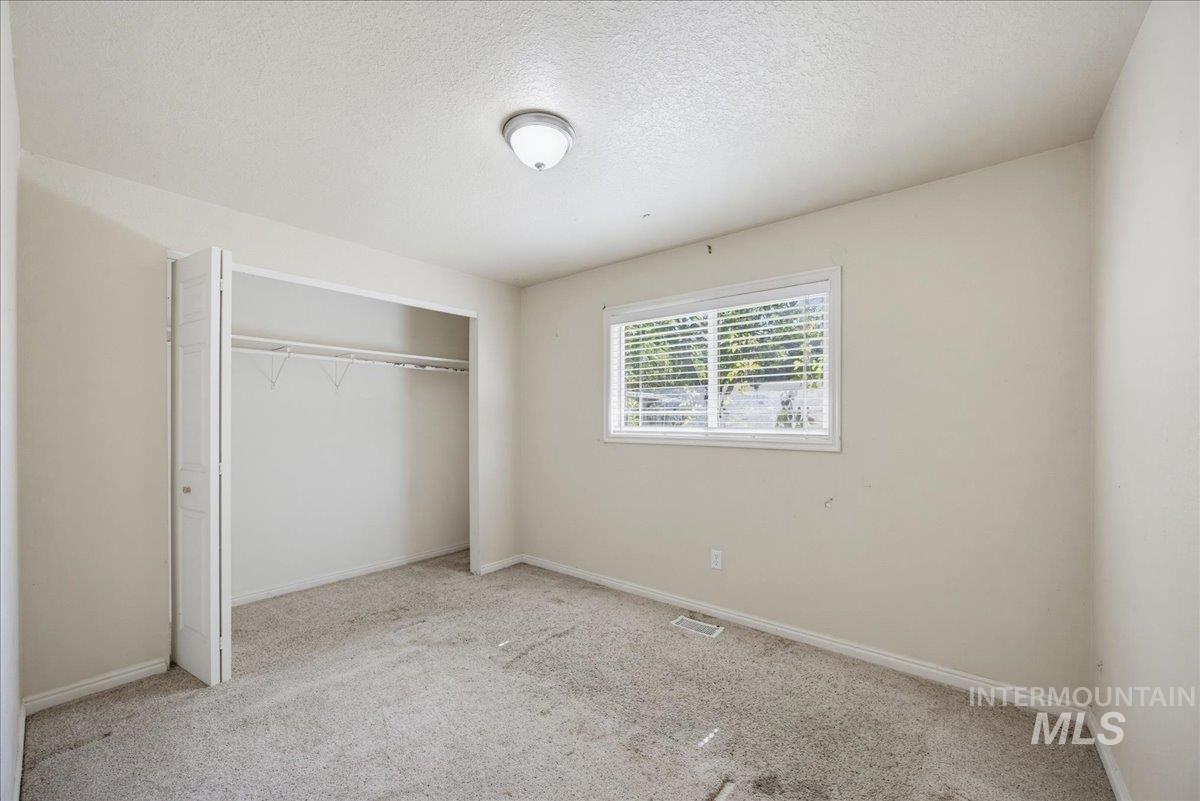 2415 E Colorado Ave Property Photo 18