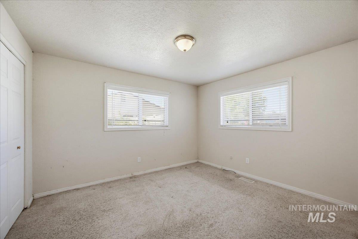 2415 E Colorado Ave Property Photo 19