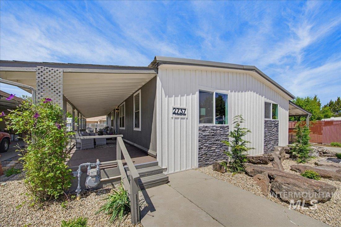 2737 N Carissa Ln Property Photo 1